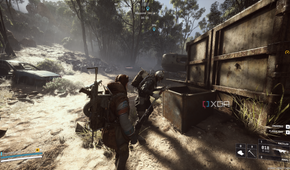 Looting with another player/raider in solos in Arc Raiders.