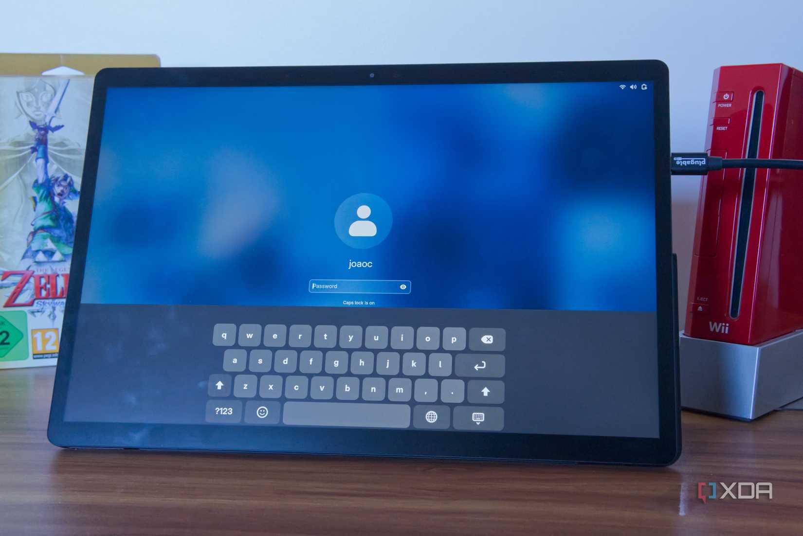 I finally turned Linux into the perfect OS for a 2-in-1 PC, and it's ...