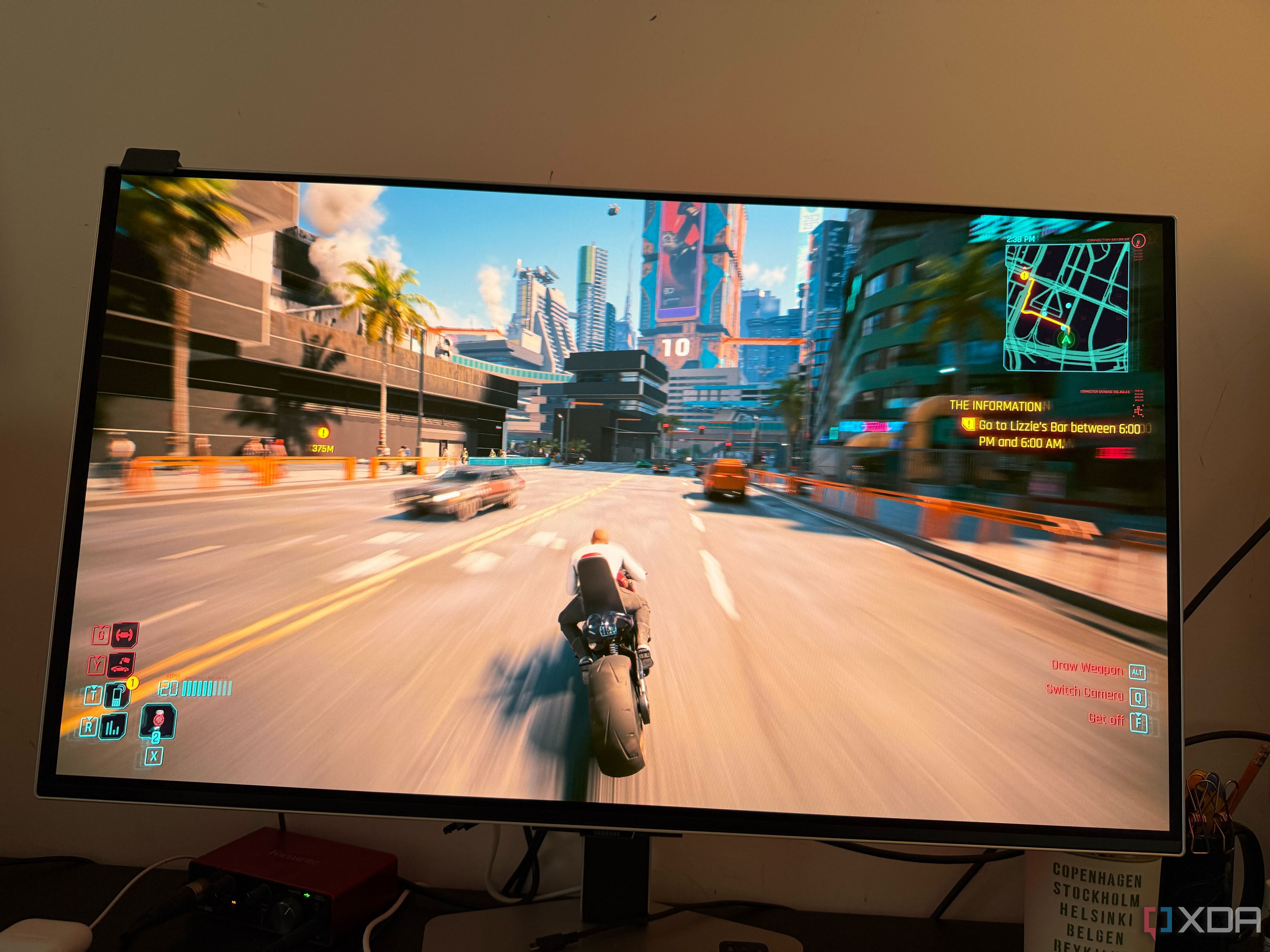 Samsung_G8_OLED_gaming_monitor (6)