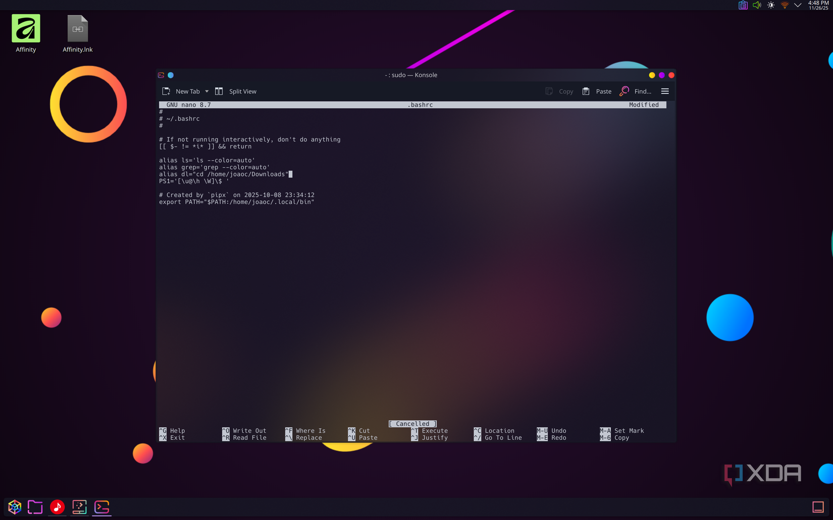 Captura de pantalla de la Terminal en KDE Plasma editando el archivo bashrc con Nano
