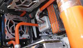 inside of custom watercooling build