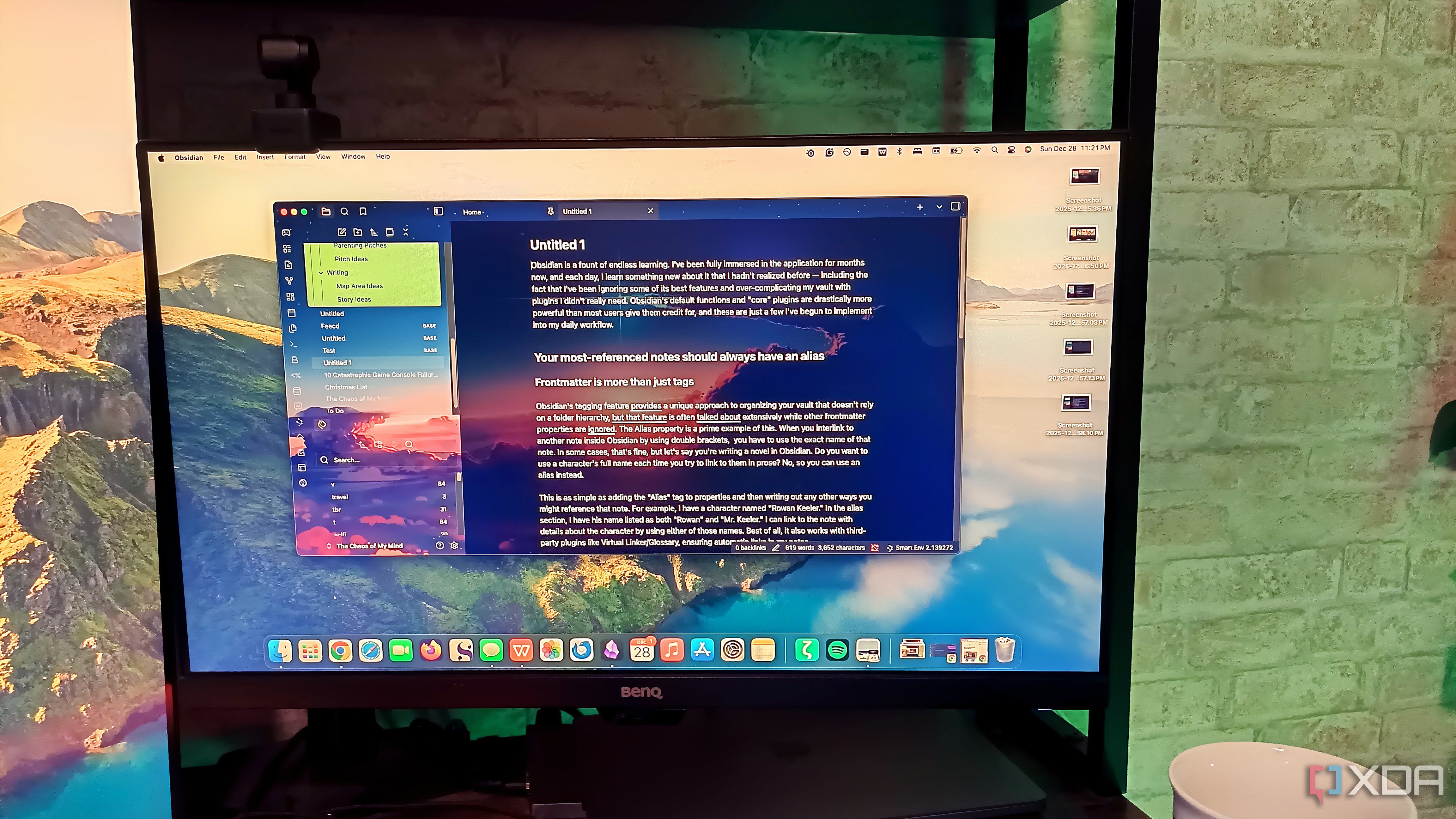 A screenshot of a desktop using Obsidian.