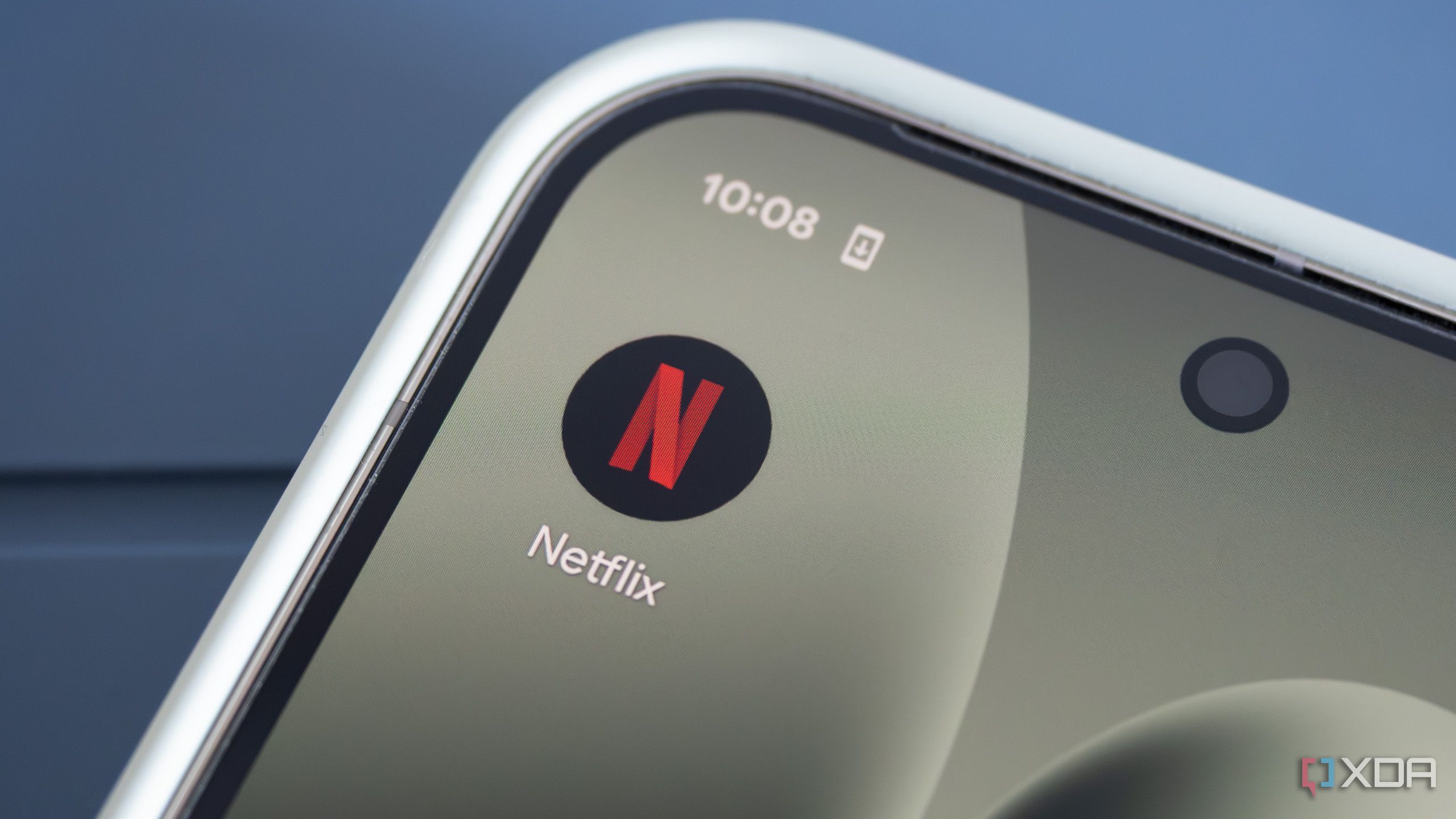 Приложение Netflix на мобильном устройстве