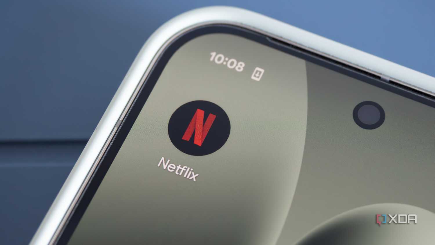 Мобильное приложение сервиса Приложение Netflix на мобильном устройстве