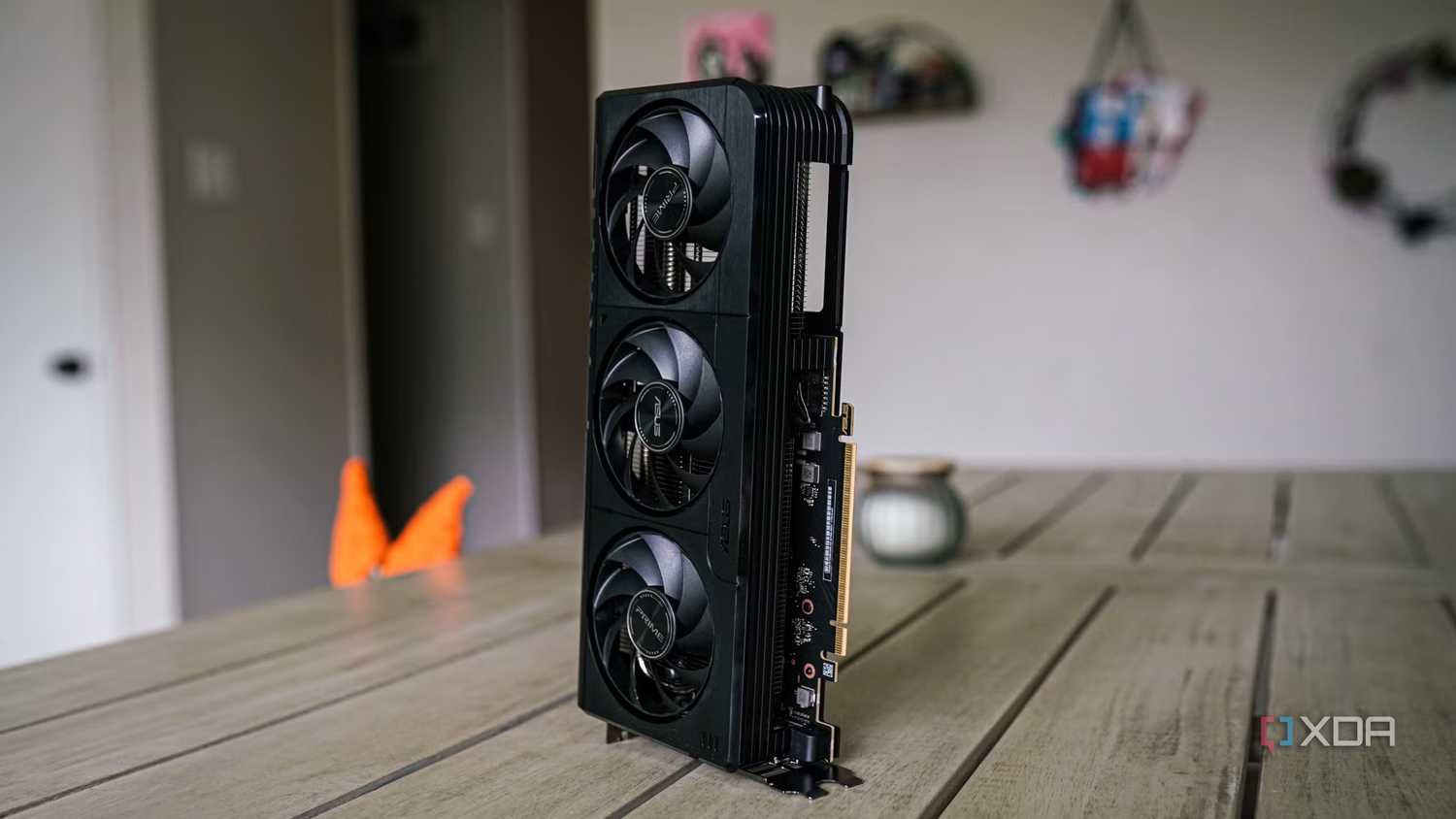 An image of Nvidia Geforce RTX 5060 desktop GPU.