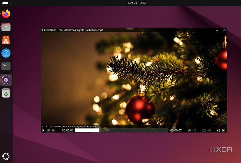 Captura de pantalla del reproductor multimedia mpv reproduciendo un vídeo en Ubuntu Linux.