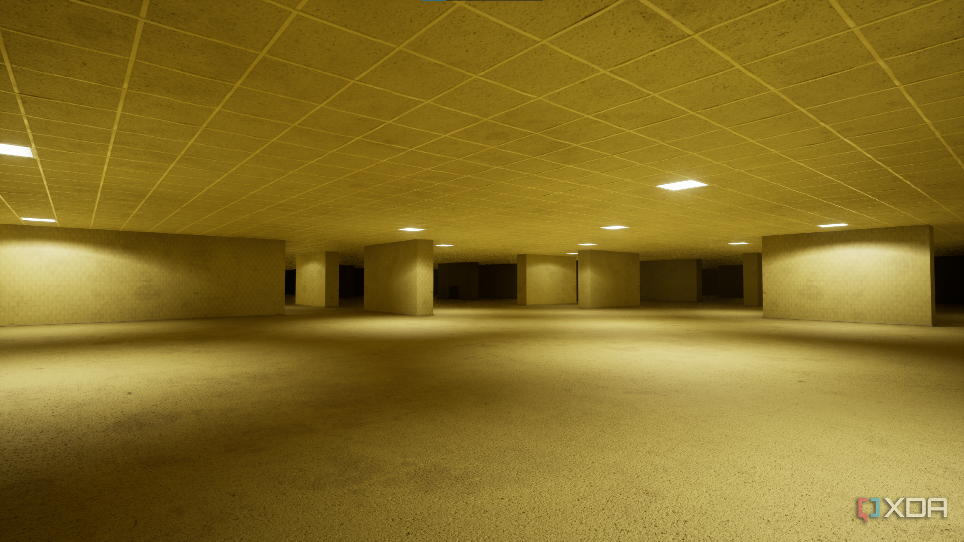 A gameplay screenshot from Backrooms: Escape Together. 