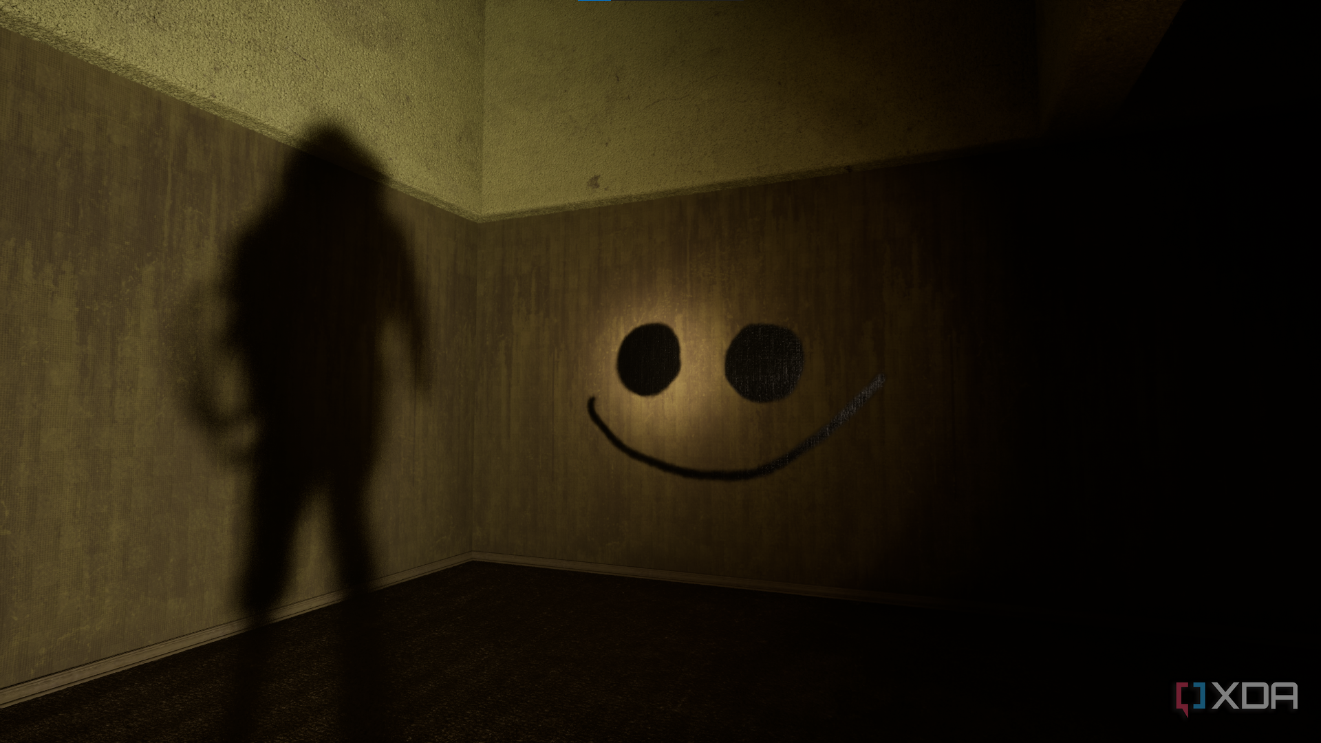 A gameplay screenshot from Backrooms: Escape Together.
