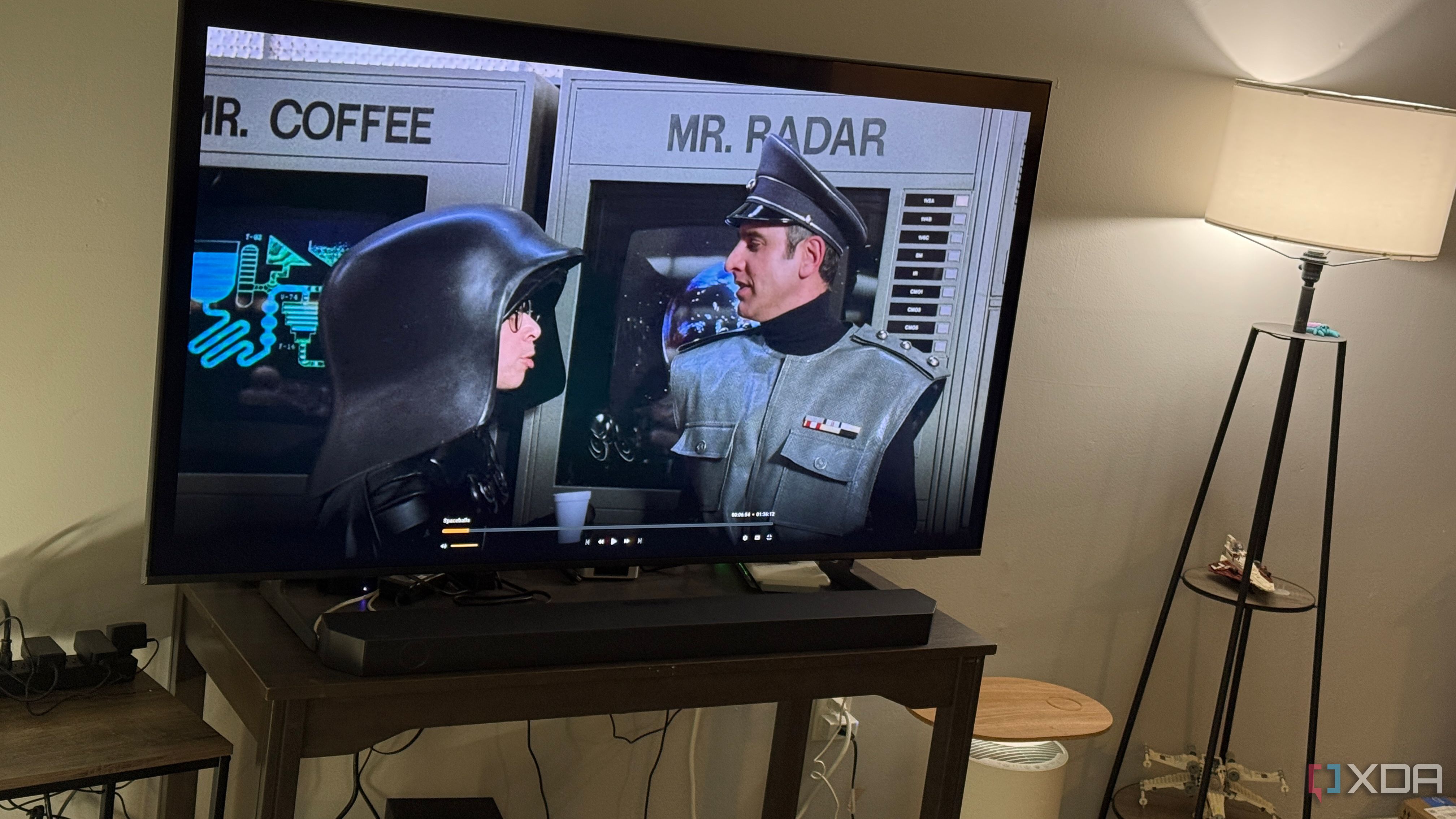 I tried Dim instead of Jellyfin - featured