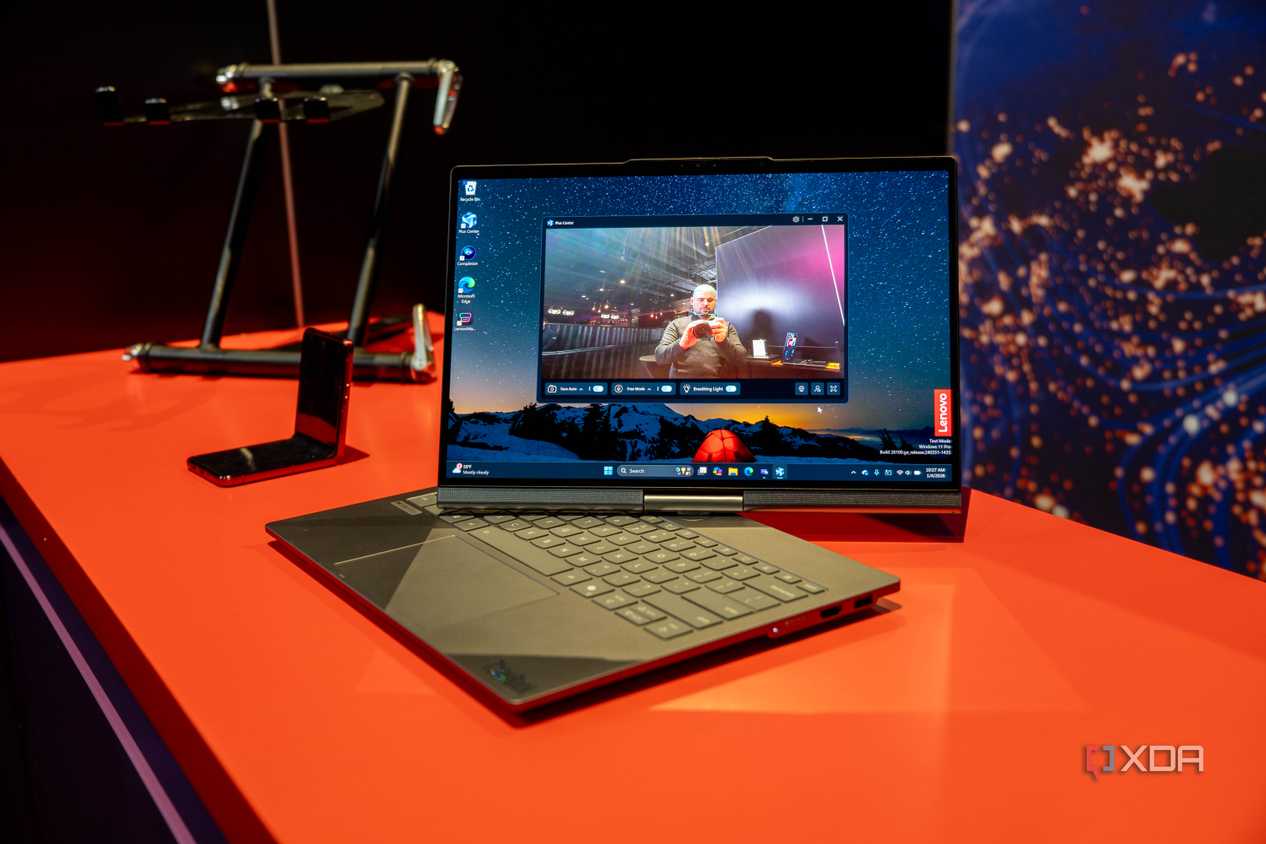 Lenovo ThinkBook Plus Gen 7-4