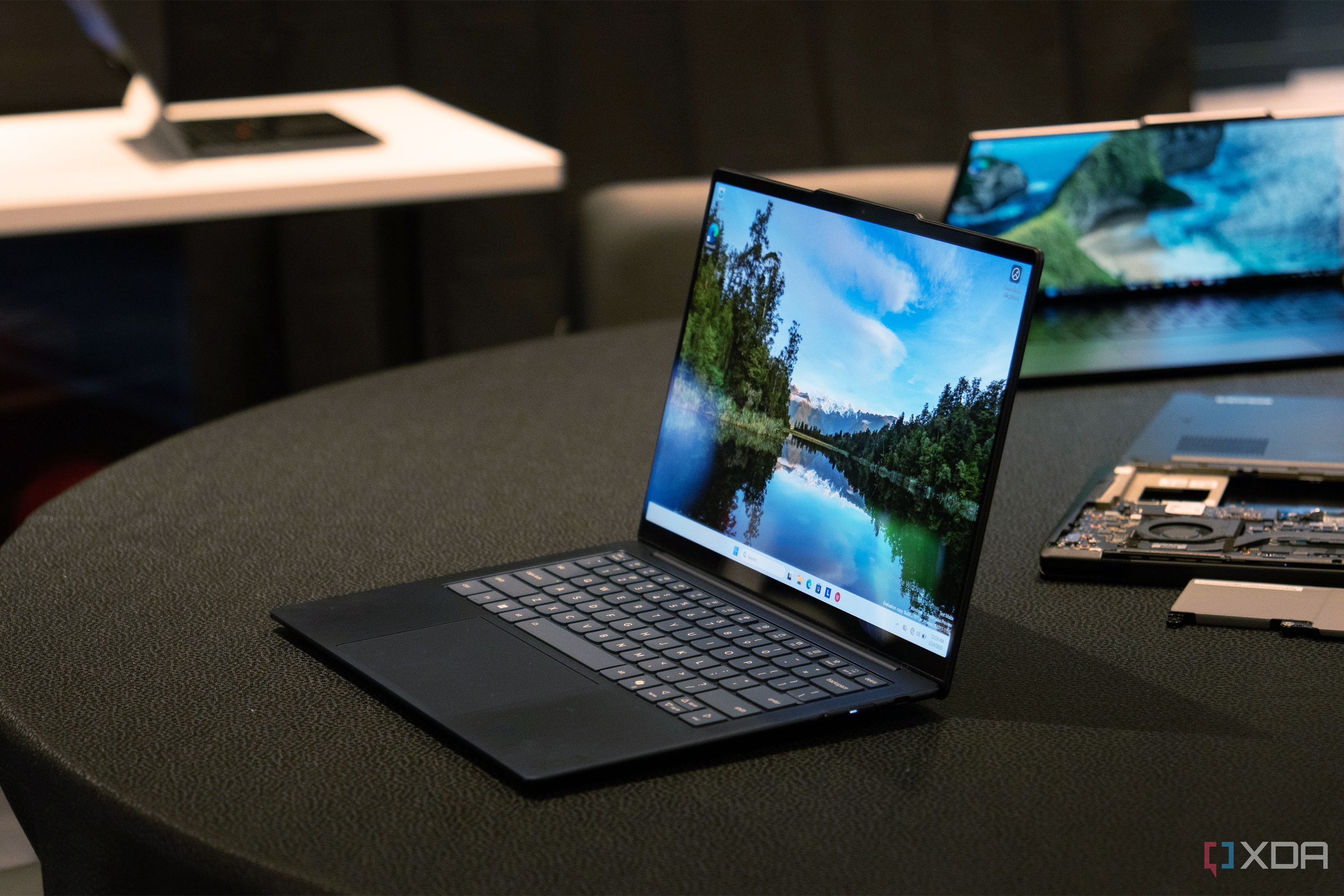 Lenovo Yoga Slim 7x'e 500 Dolar İndirim: 800 Dolara Satın Alın
