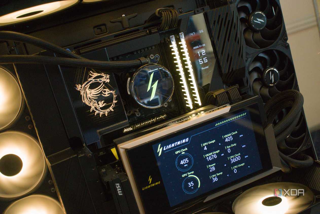 MSI MEG MAESTRO 900R