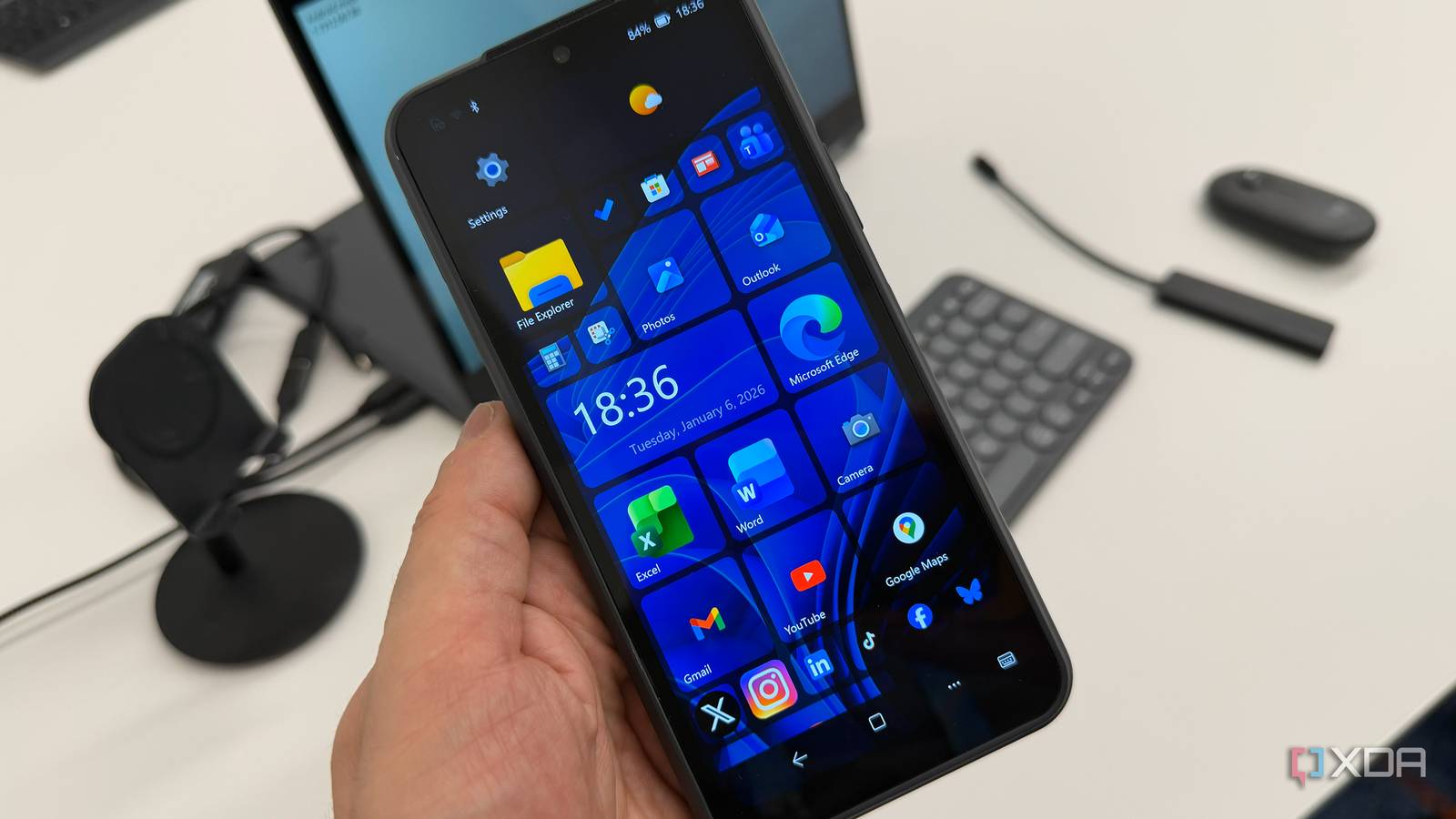 Windows Phone is so back - The NexPhone is a device that dual-boots Android and Windows