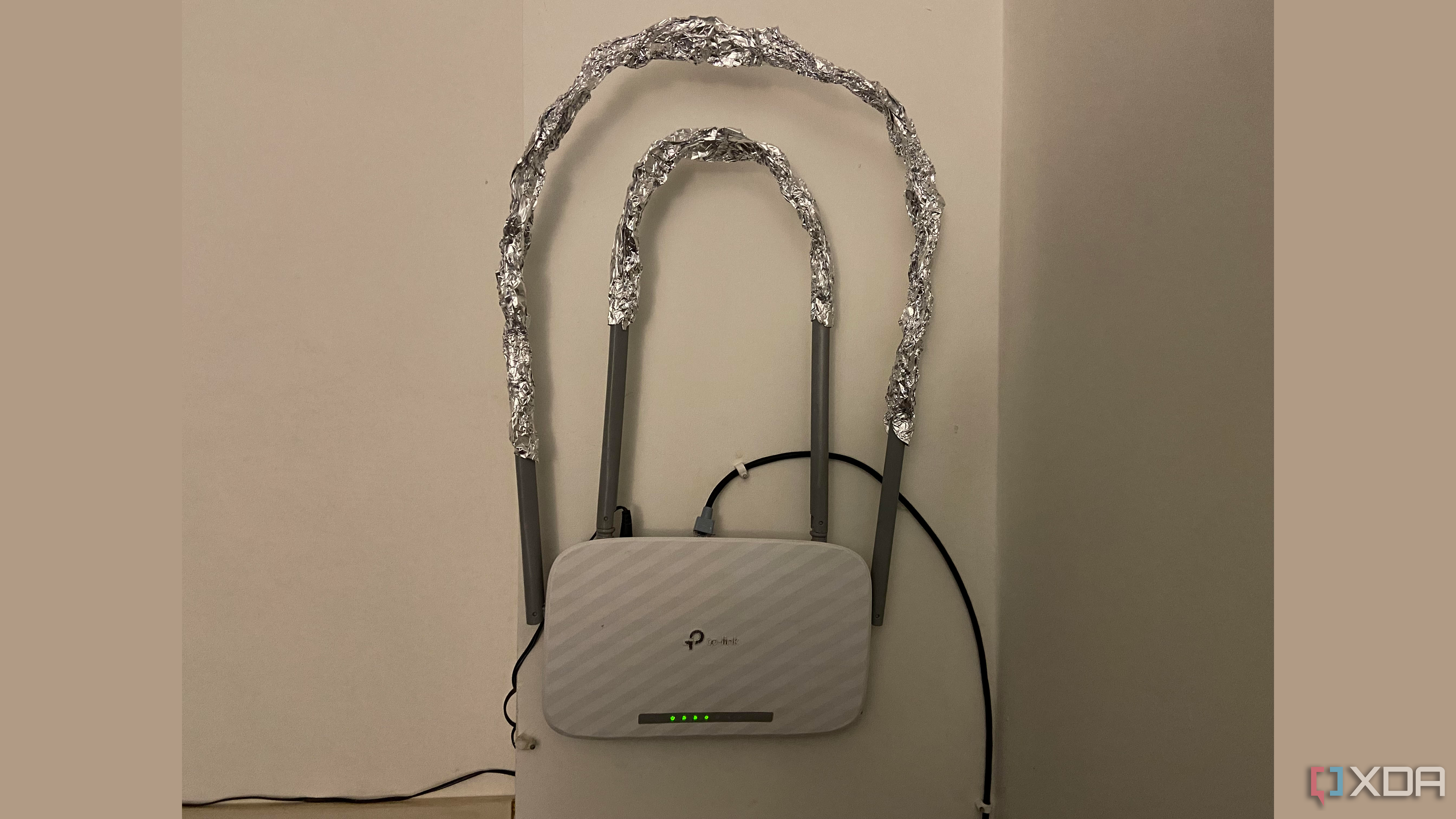 I tried boosting my router's signal with aluminum foil, and the results ...