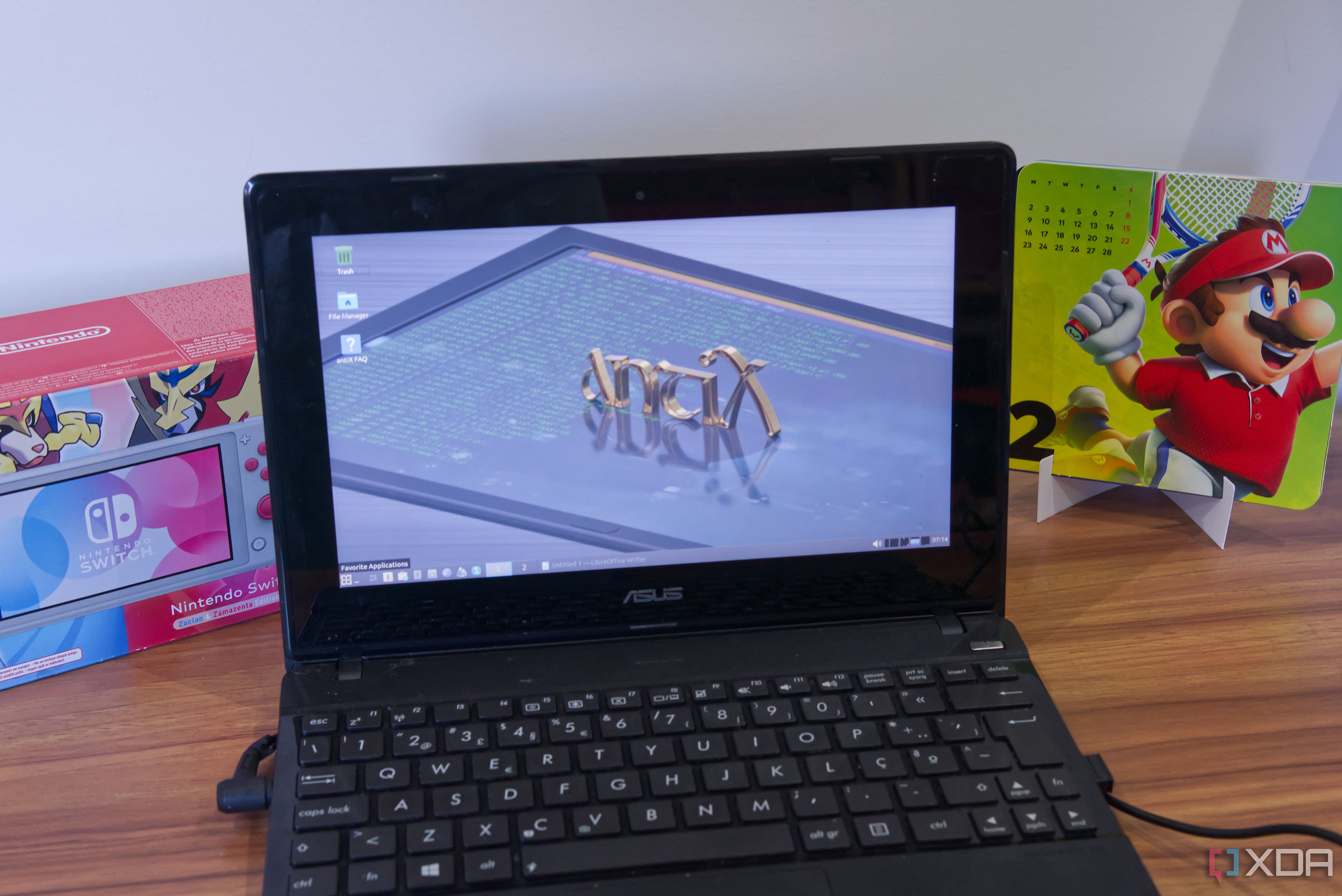 Windows left this old laptop to rot, but Linux brought it back to life
