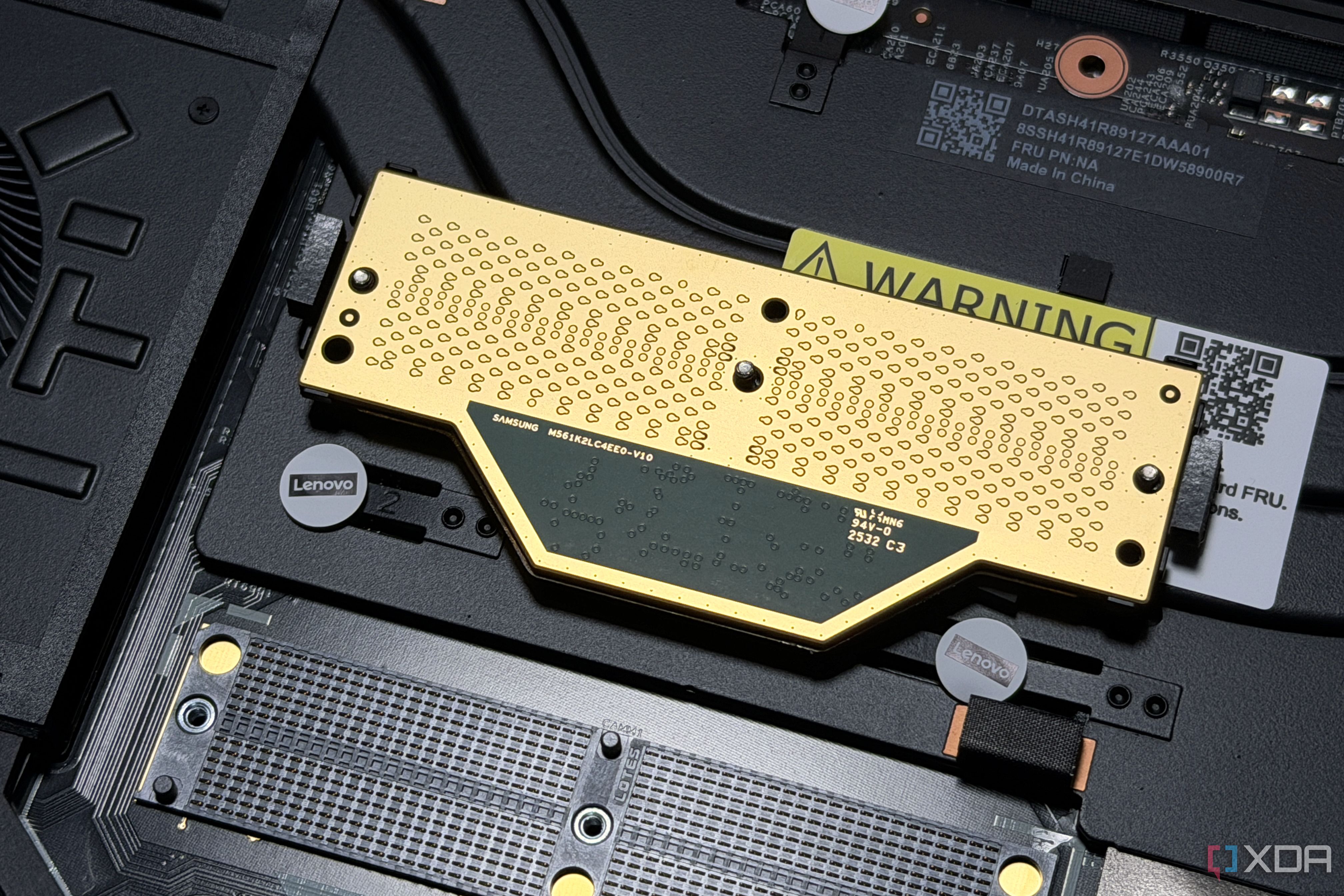 the camm2 memory module inside the thinkpad p1 gen 8