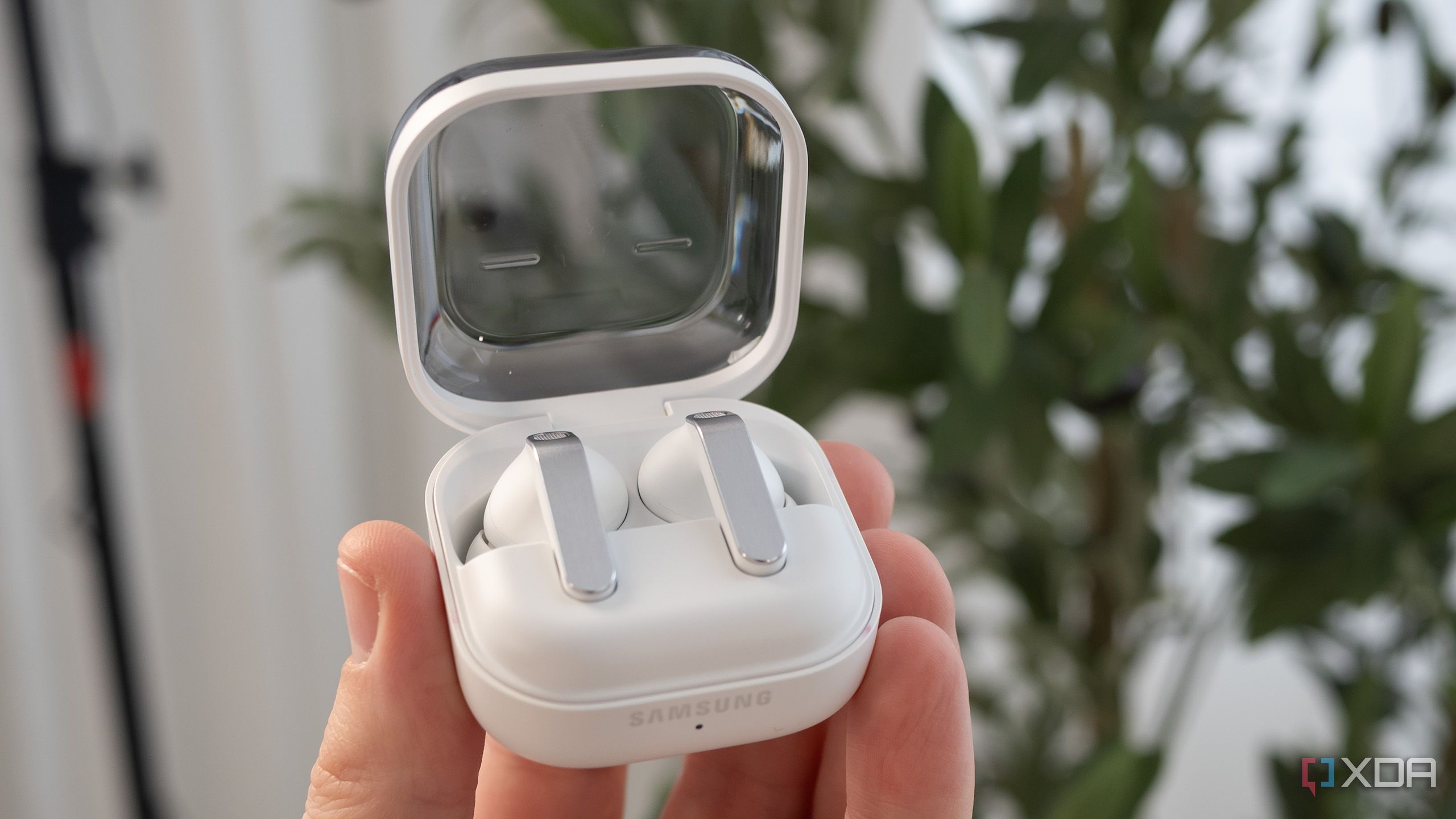 Galaxy Buds 4 Pro header