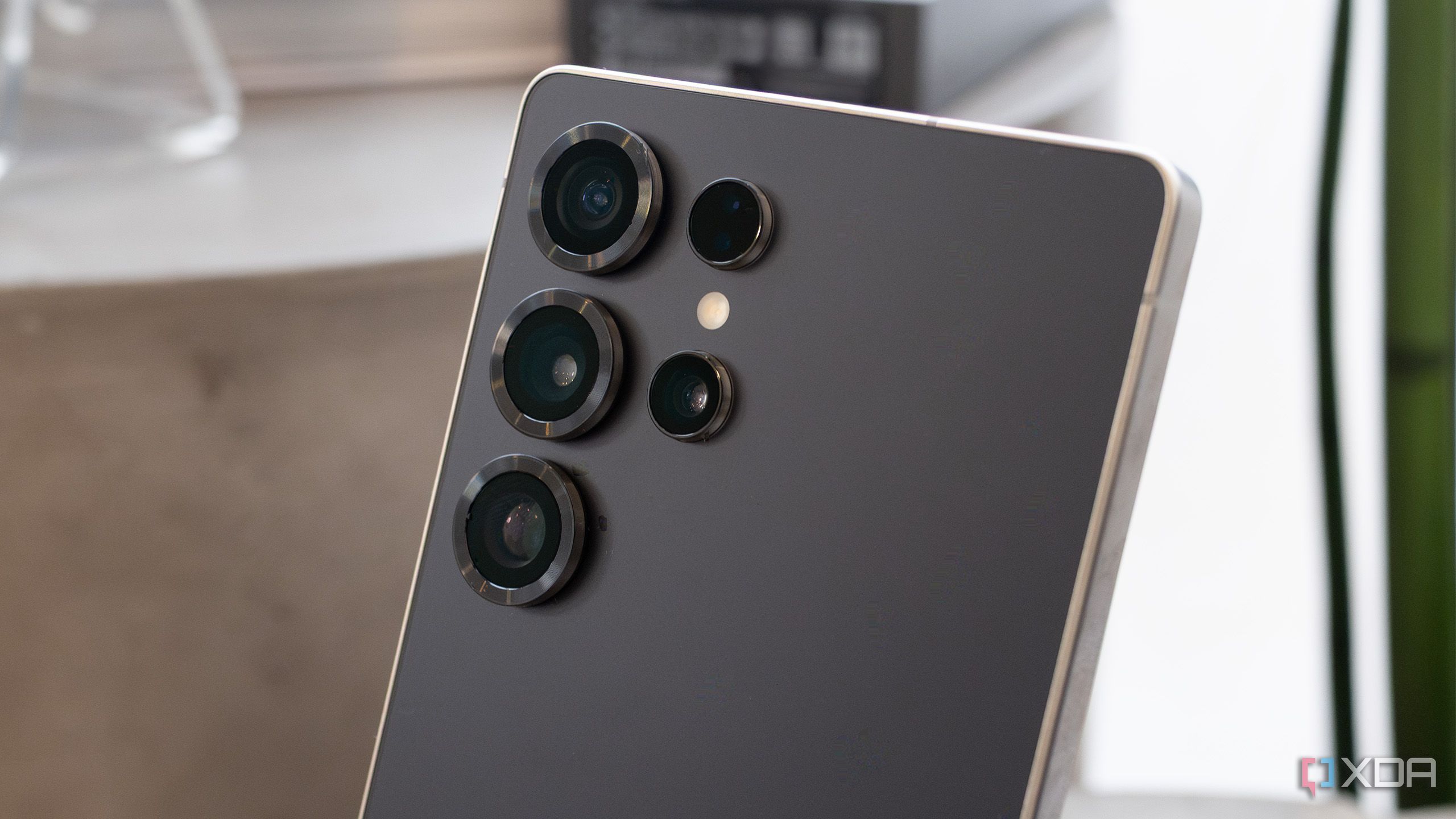 The Galaxy S25 Ultra's camera bump