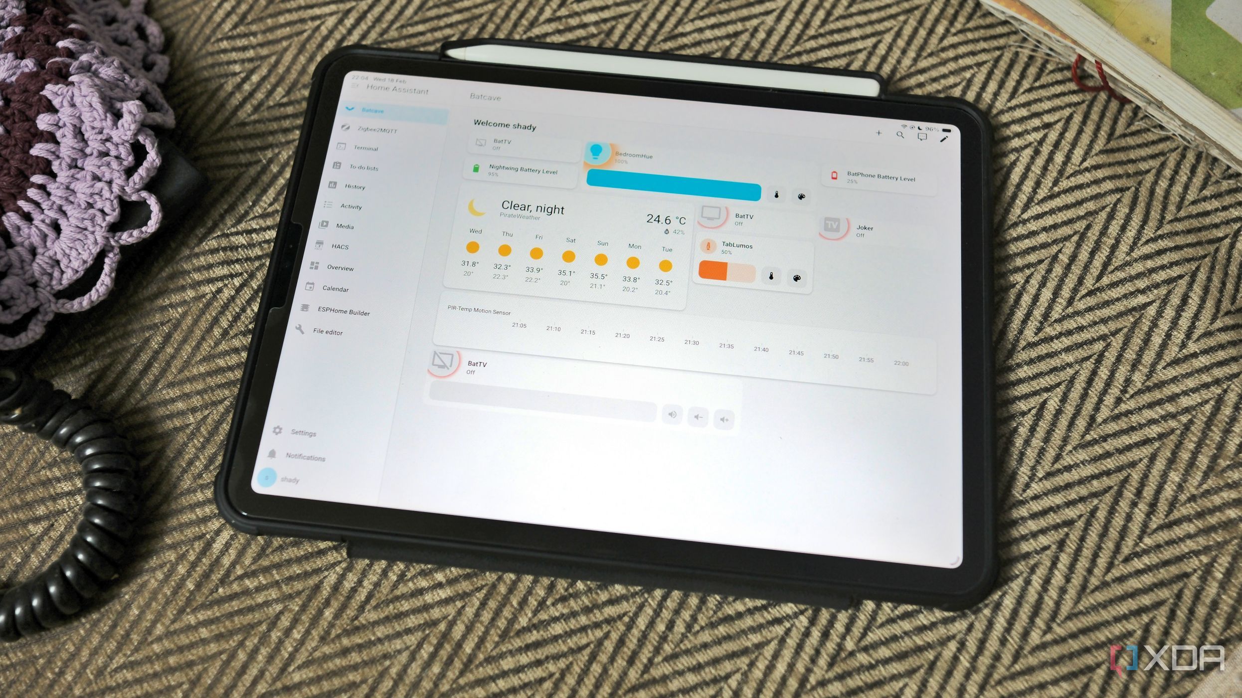 Home Assistant dashboard on tablet as smart home controller