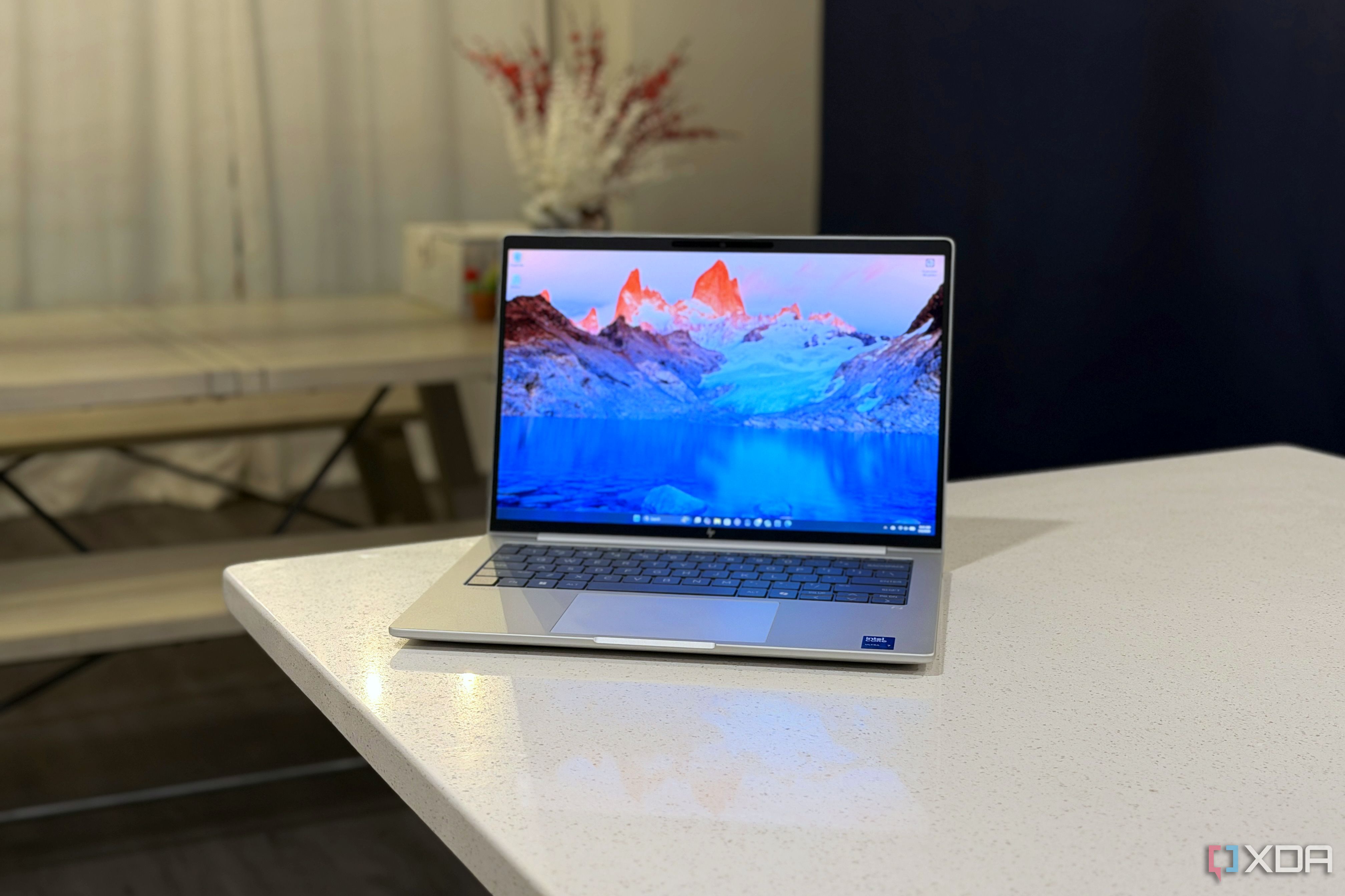 hp elitebook 8 g1i 14 on the kitchen counter