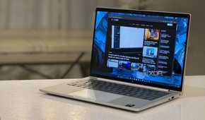 hp elitebook 8 g1i 14 displaying the xda website