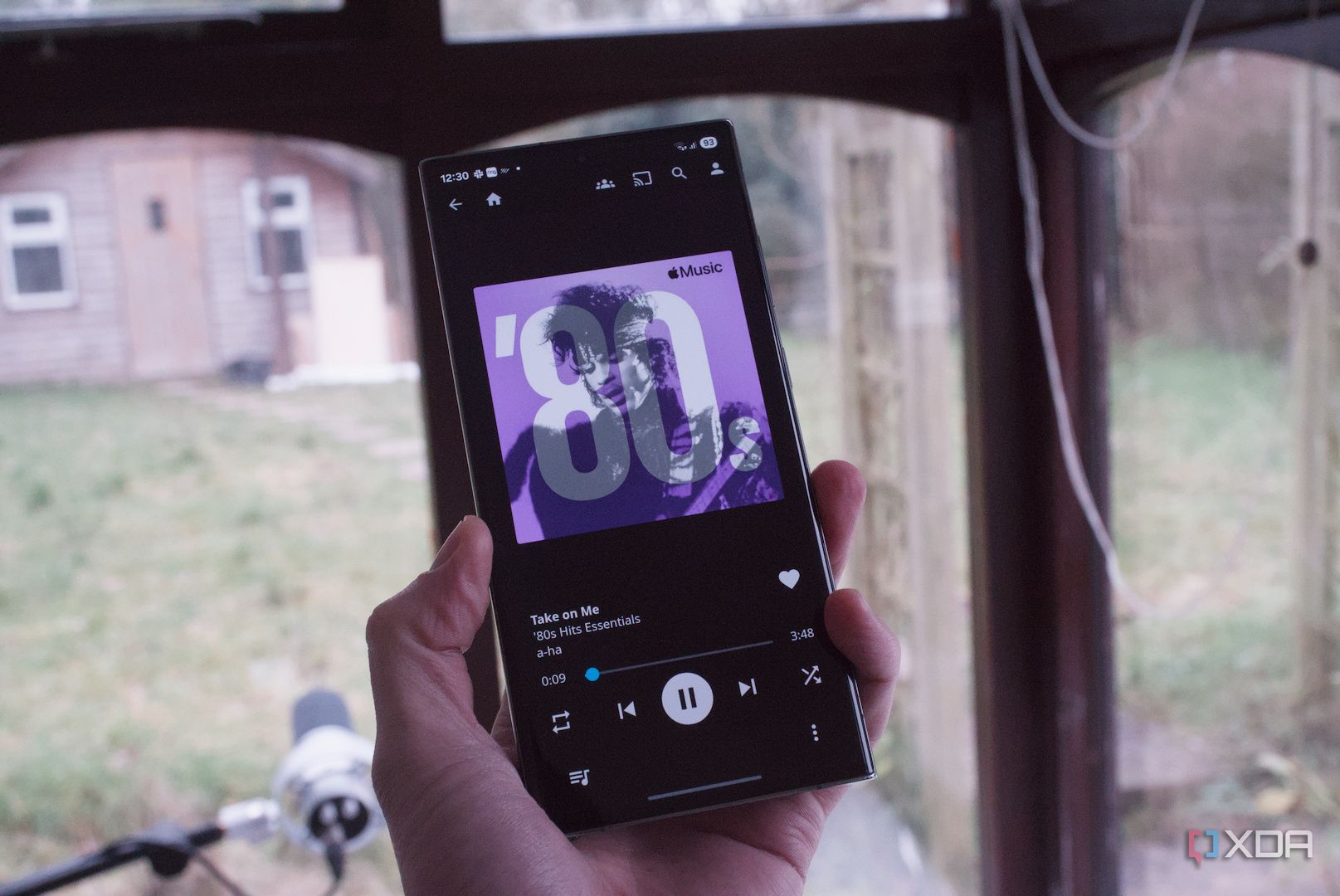 Jellyfin app playing music