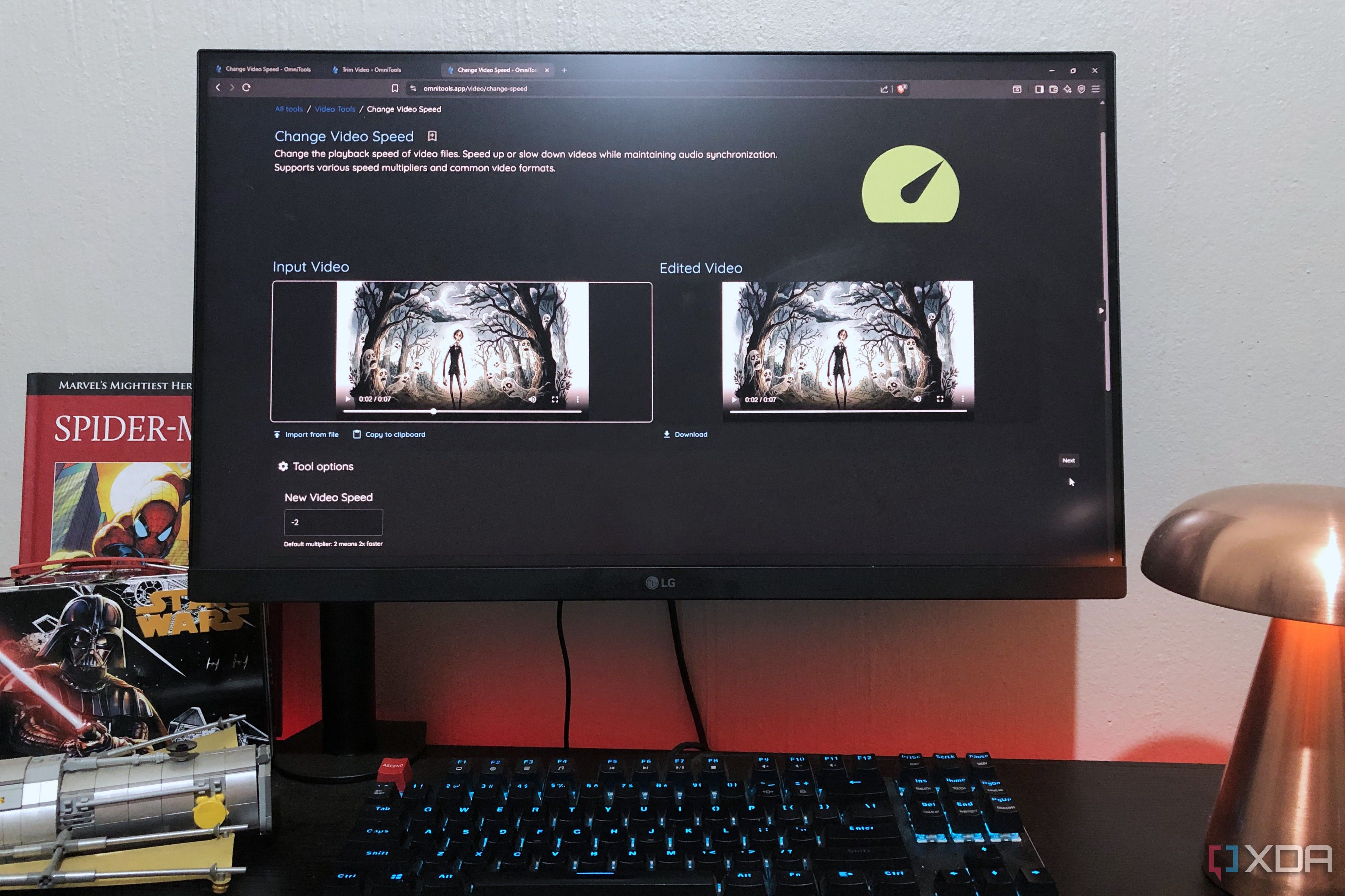 OmniTools Video on desktop pc, lego and lamp in view