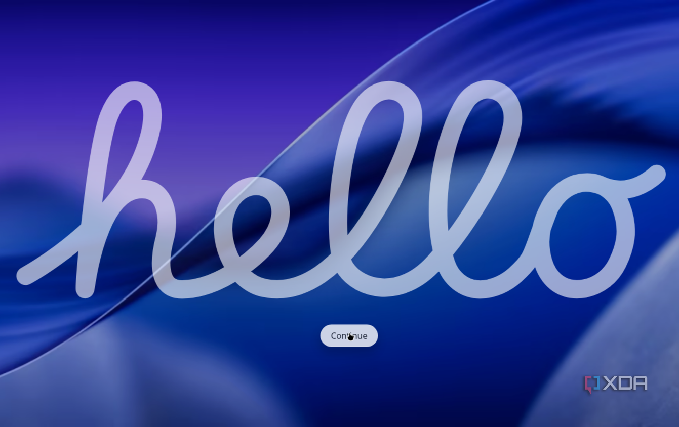 Priaros pearOS looks like macOS and runs like Arch; that's either genius or ...