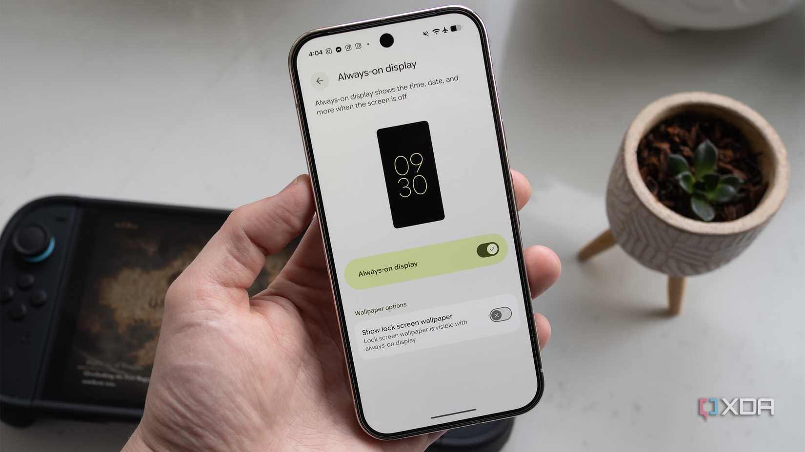 The Pixel 10 Pro's Always-on Display 