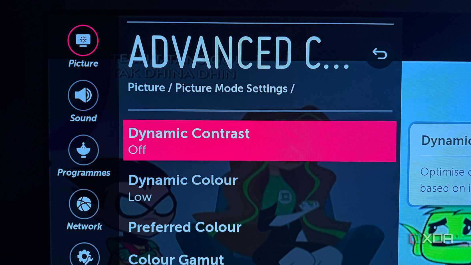 Dynamic contrast on an OLED TV
