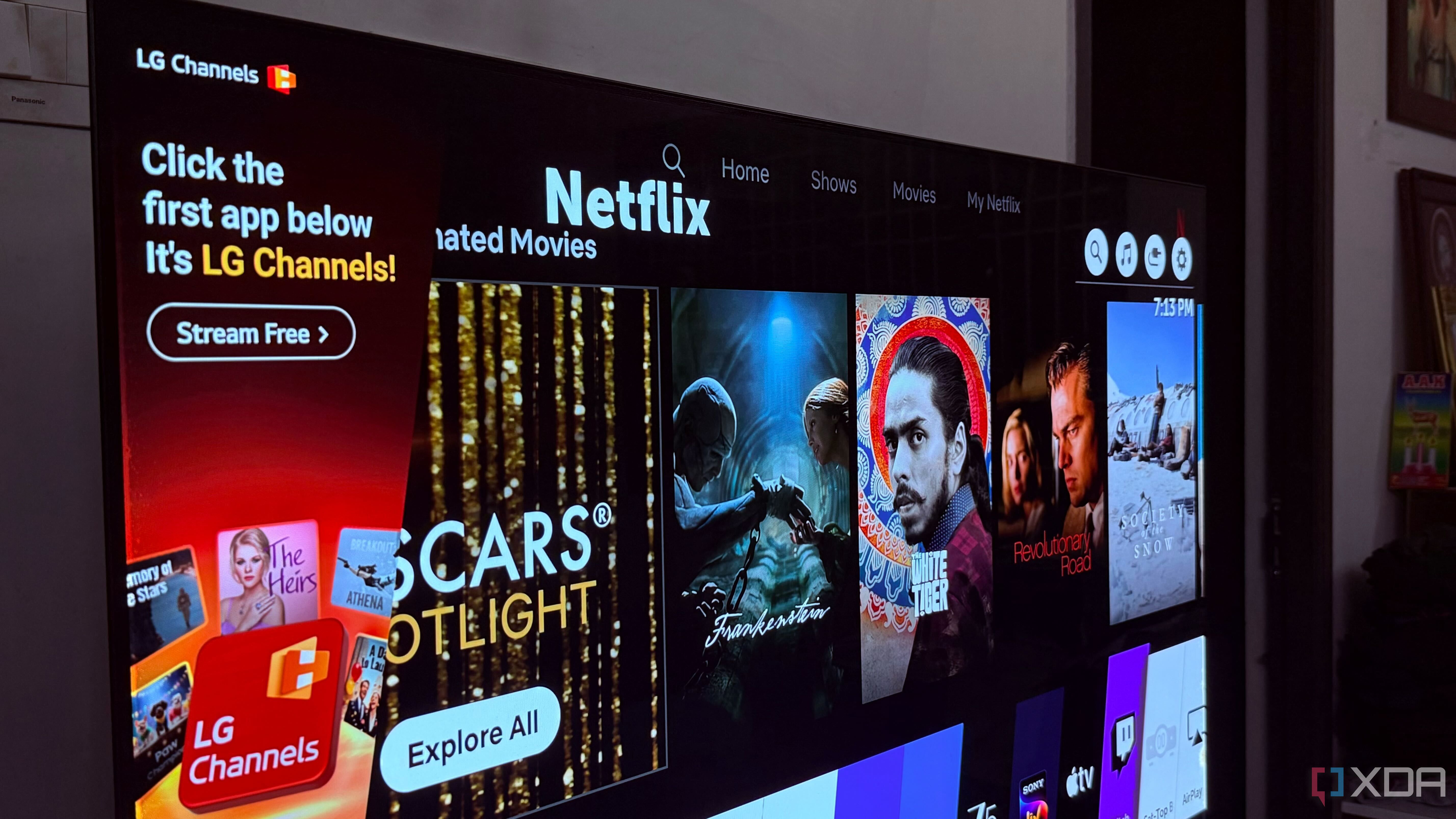 Меню Netflix на экране телевизора LG