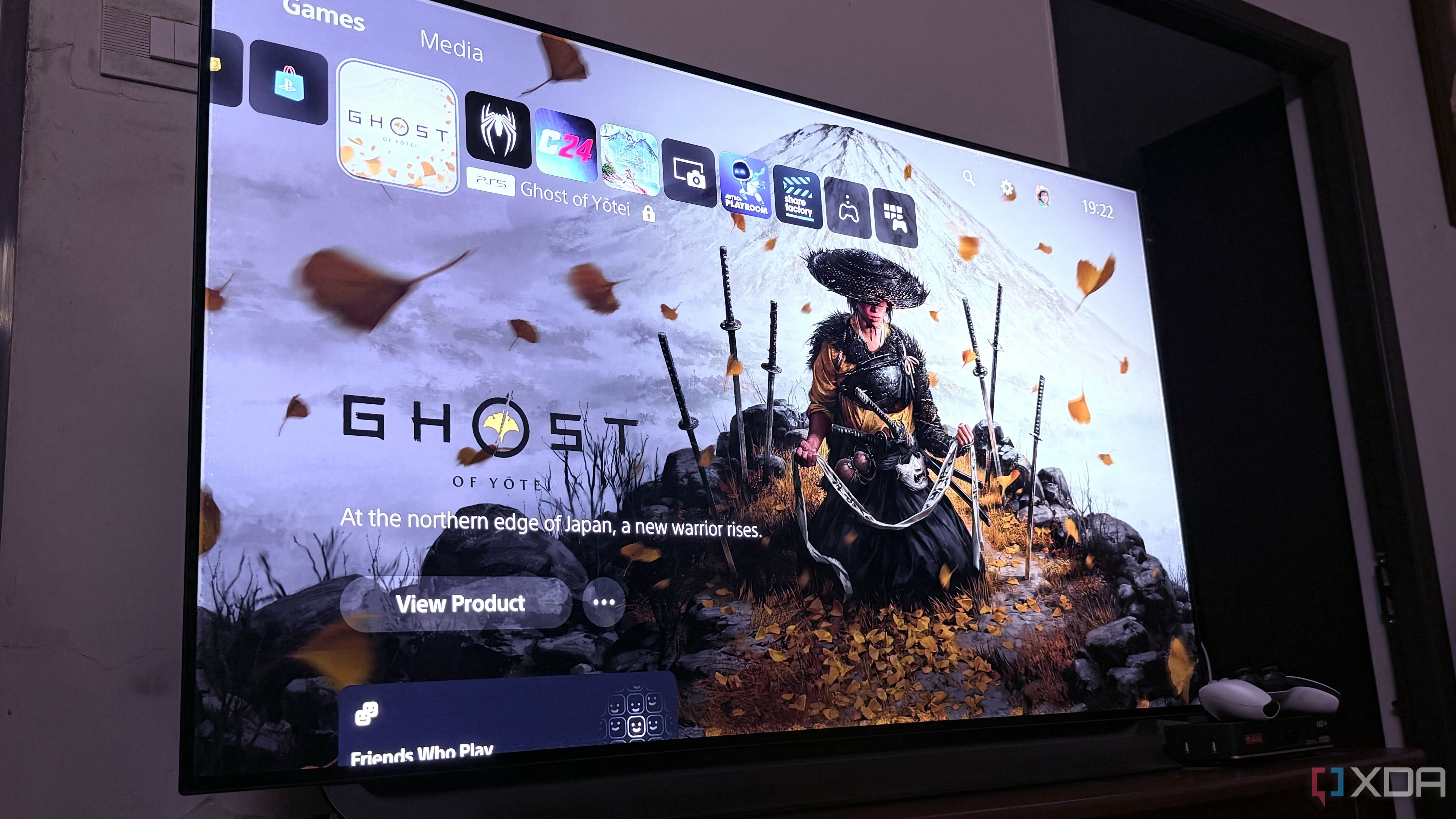 LG C8 PS5 home