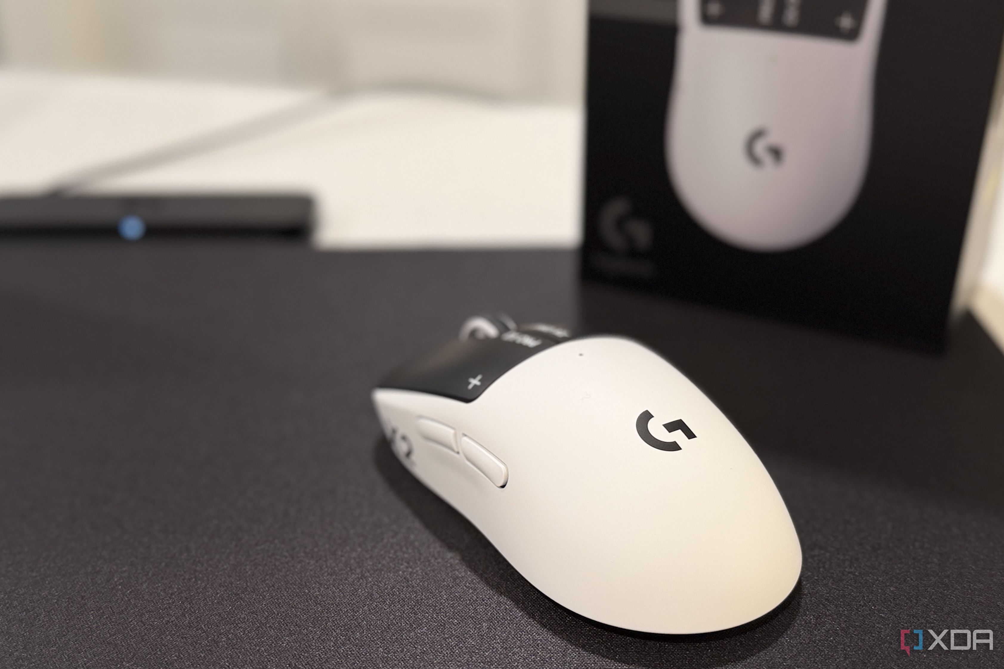 This gaming mouse has me wondering how do magnets work all over again