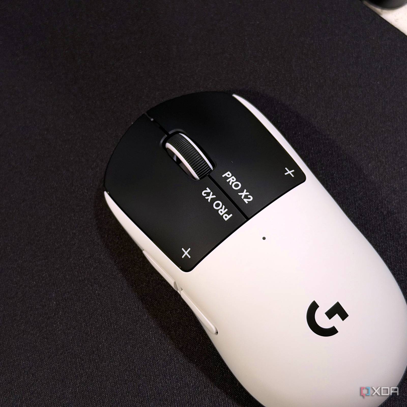 This gaming mouse has me wondering how do magnets work all over again
