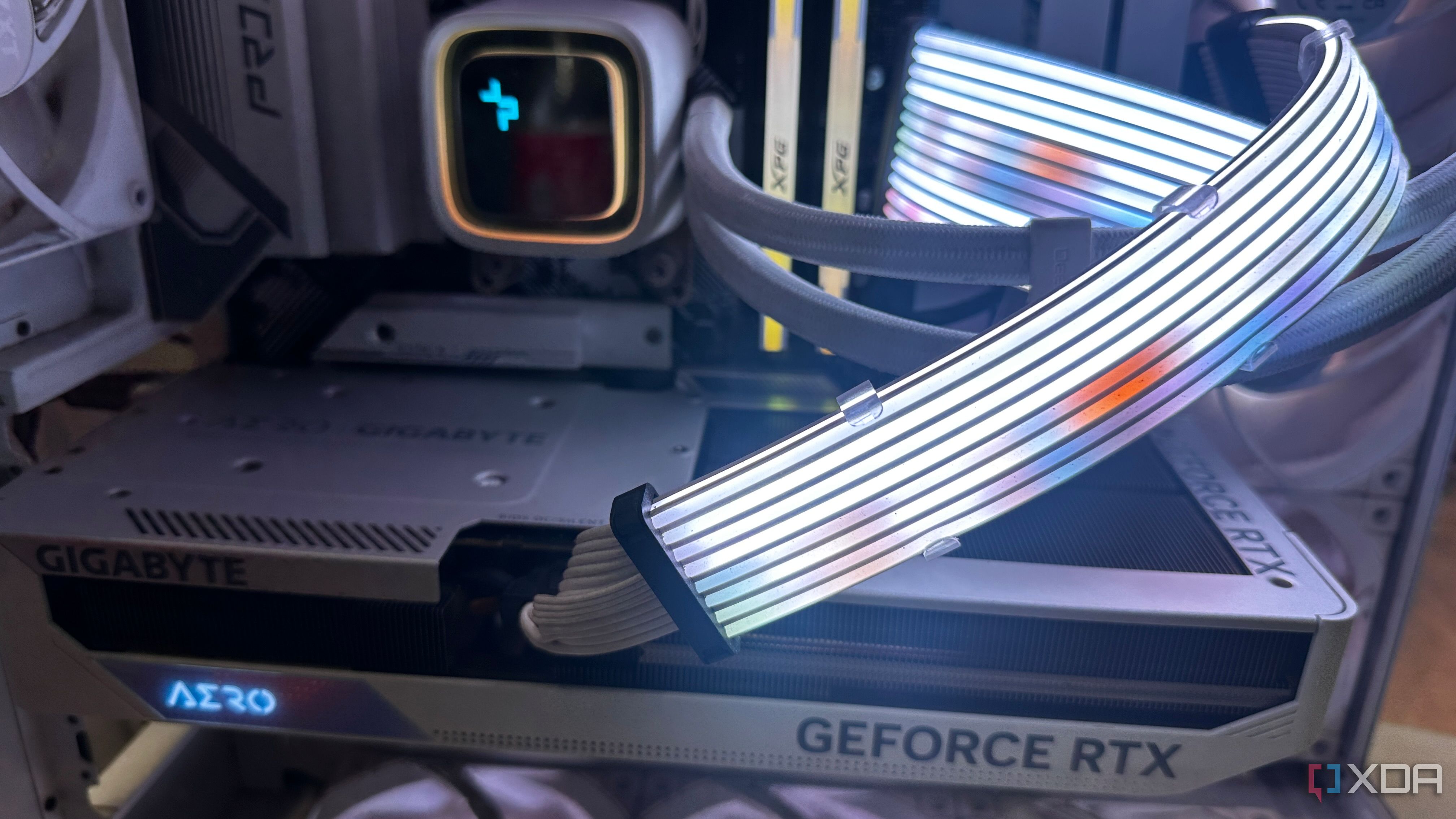 No, vertically mounting your GPU does not destroy performance — here's ...