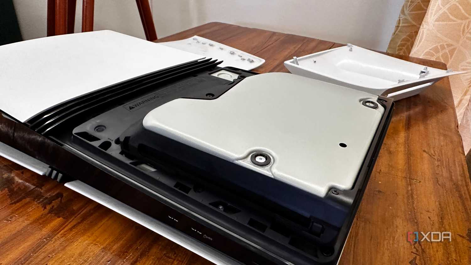 sony-playstation-5-pro-console-disc-drive-installation