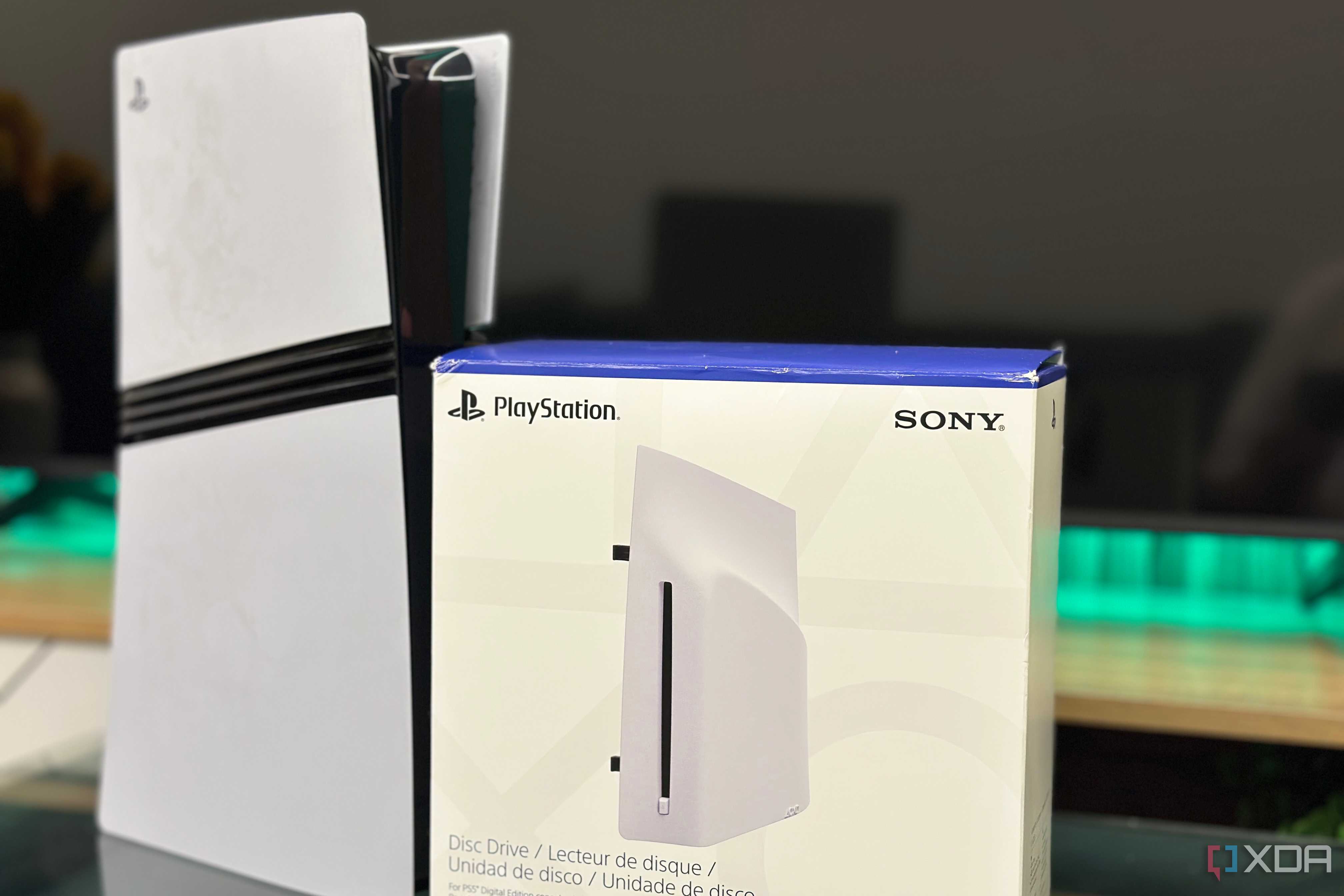 sony-playstation-pro-with-disc-drive