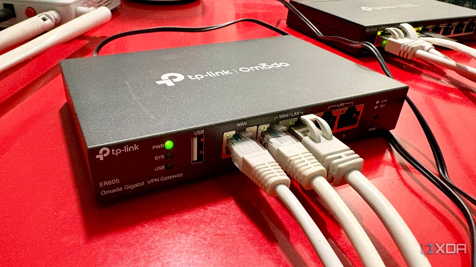 Meus dois ISPs não se conhecem e meu roteador faz isso perfeitamente