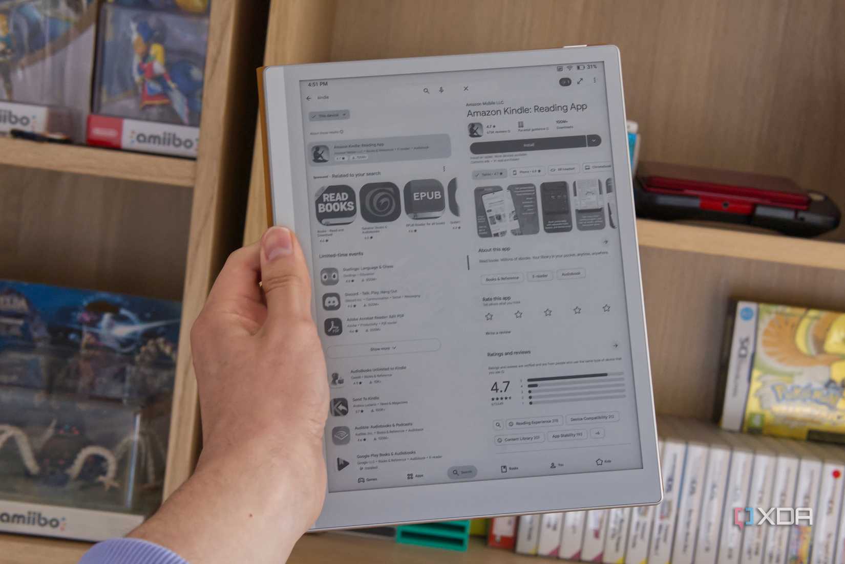 A Boox Go 10.3 Gen 2 Lumi tablet displaying the Google PLay Store listing for the Amazon Kindle app
