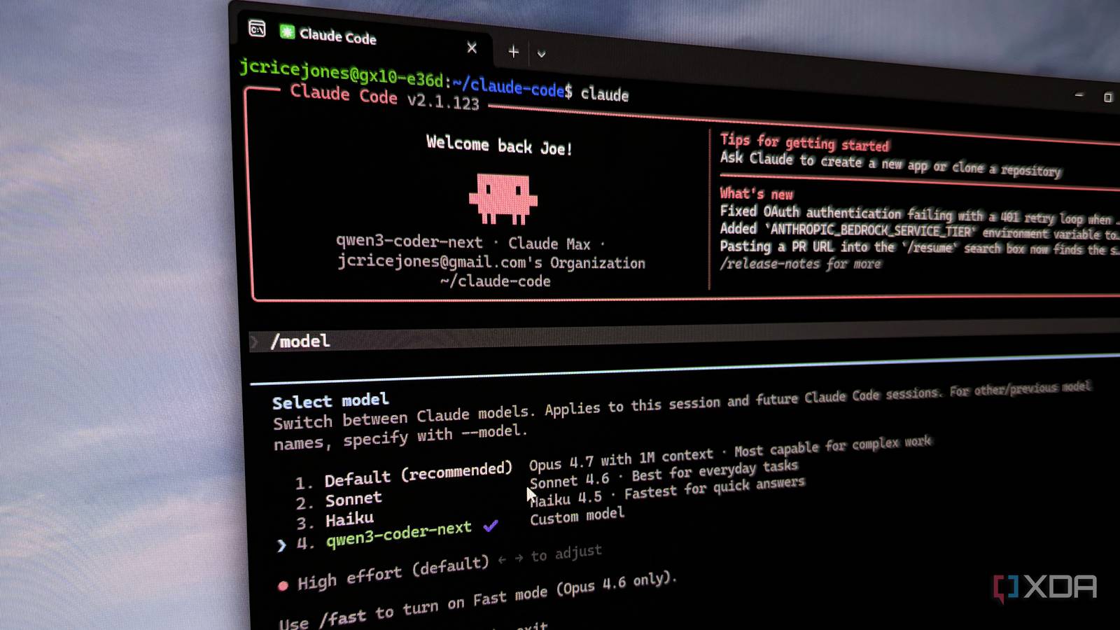 Claude Code with a local LLM running offline is the hybrid setup I didn't know I needed