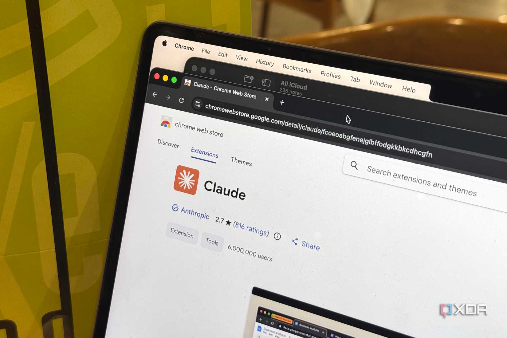 claude extension page displayed on chrome web store in browser window