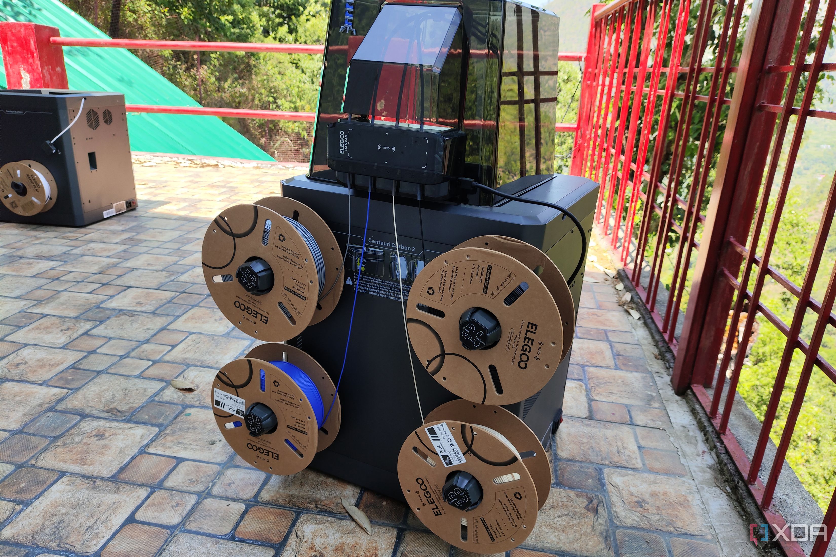 A side view of the Elegoo Centauri Carbon 2