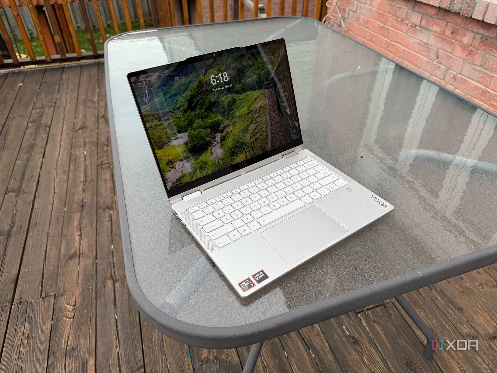 lenovo-yoga-7a-laptop-amd-review-windows-OLED (17)