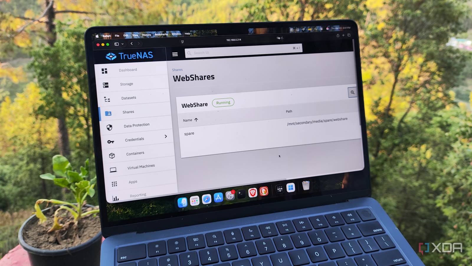 Configurei o TrueNAS no Proxmox conforme recomendado pela iXsystems e funciona incrivelmente bem