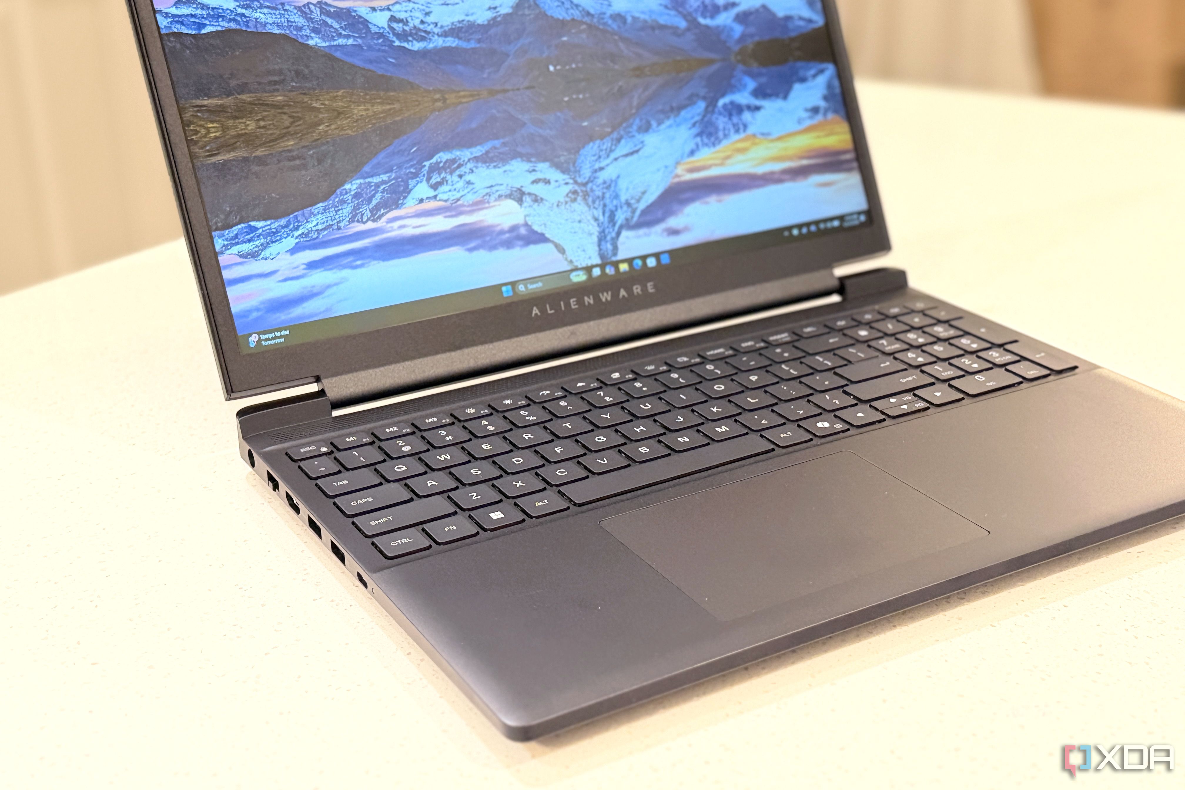 First look: The Alienware 15 proves you don't need to spend $2,000 for ...