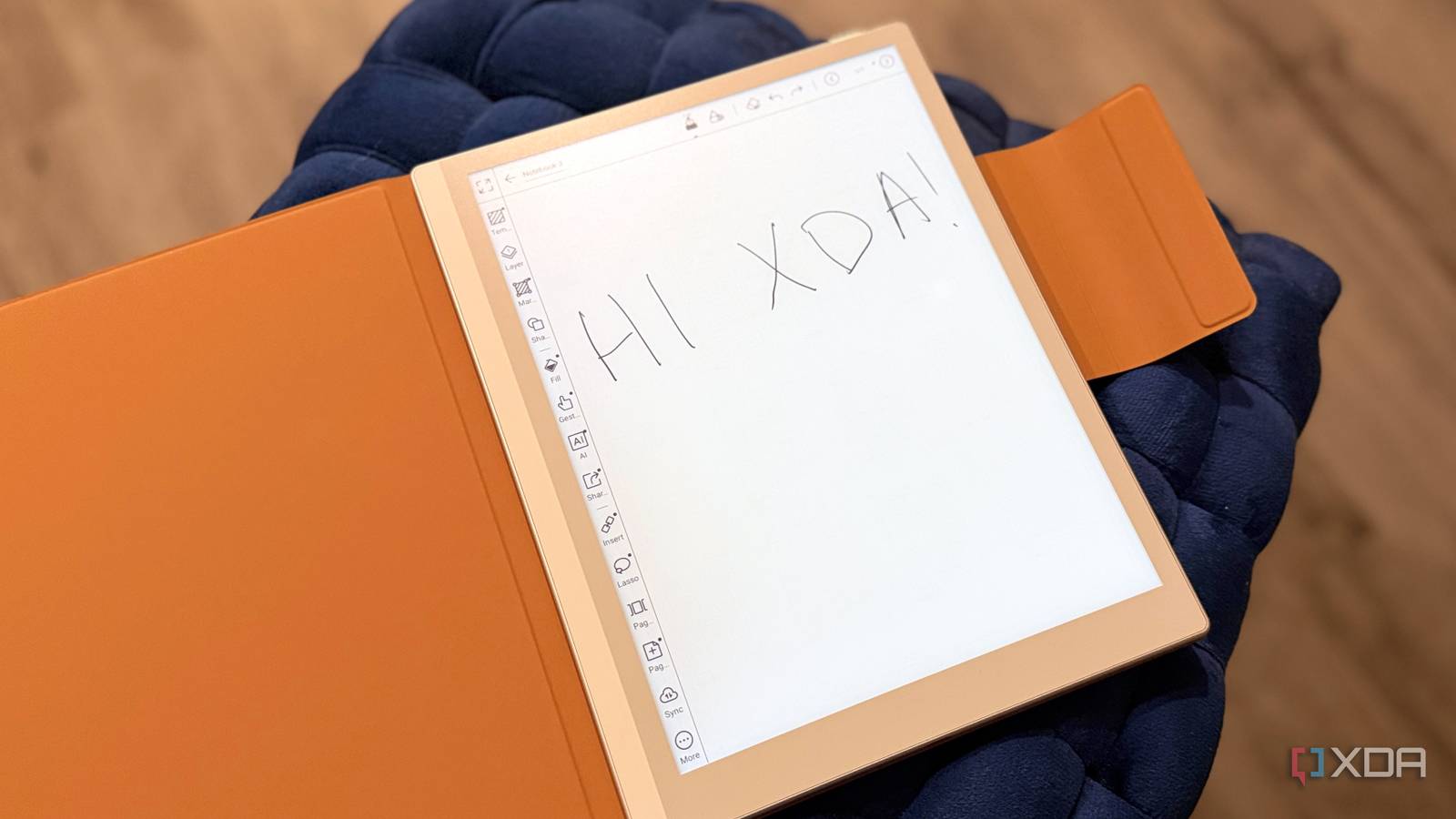 6 Reasons Why Onyx Boox Outshines the Kindle Scribe for E-Reader Note-Taking