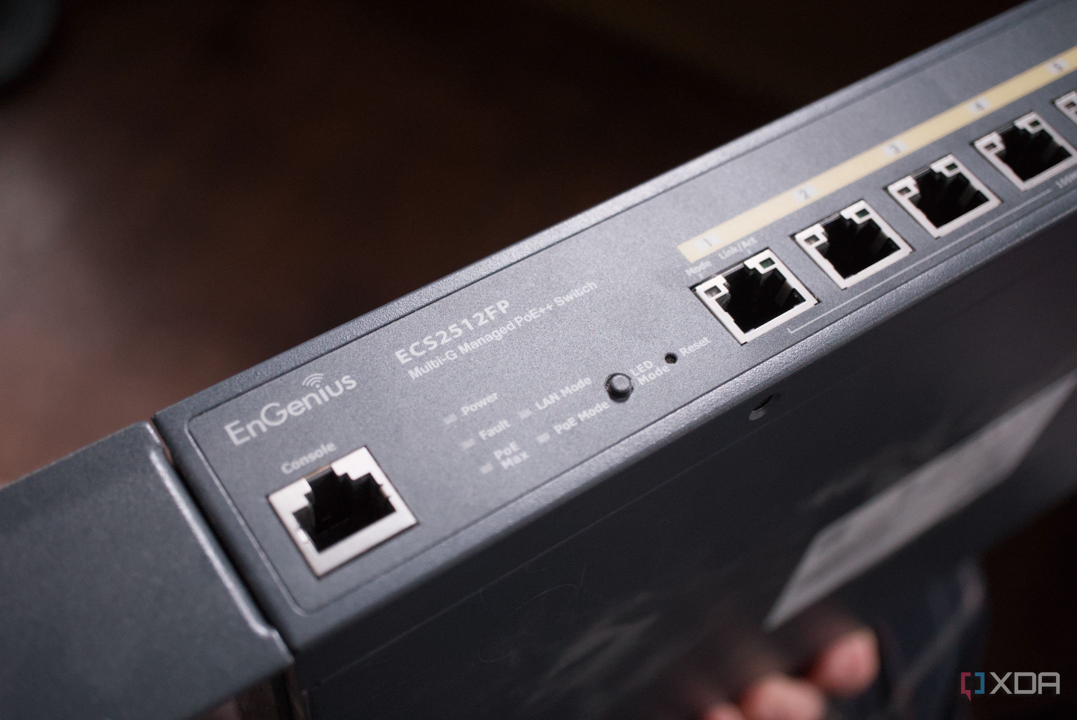 EnGenius ECS2512FP