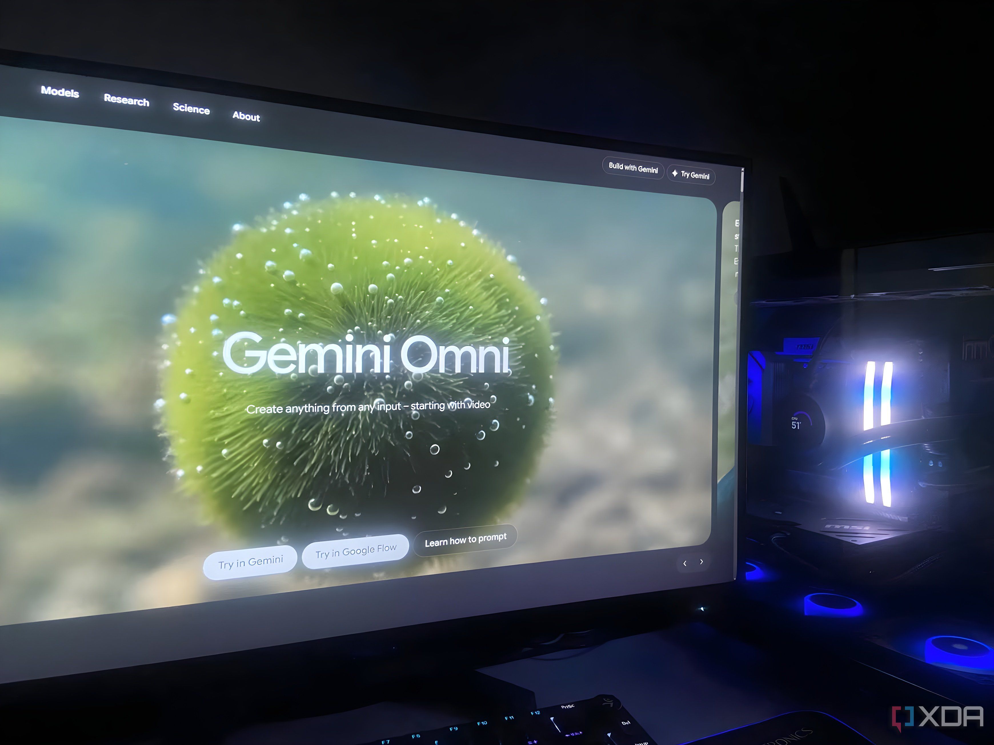 デスクトップ上の Gemini Omni。