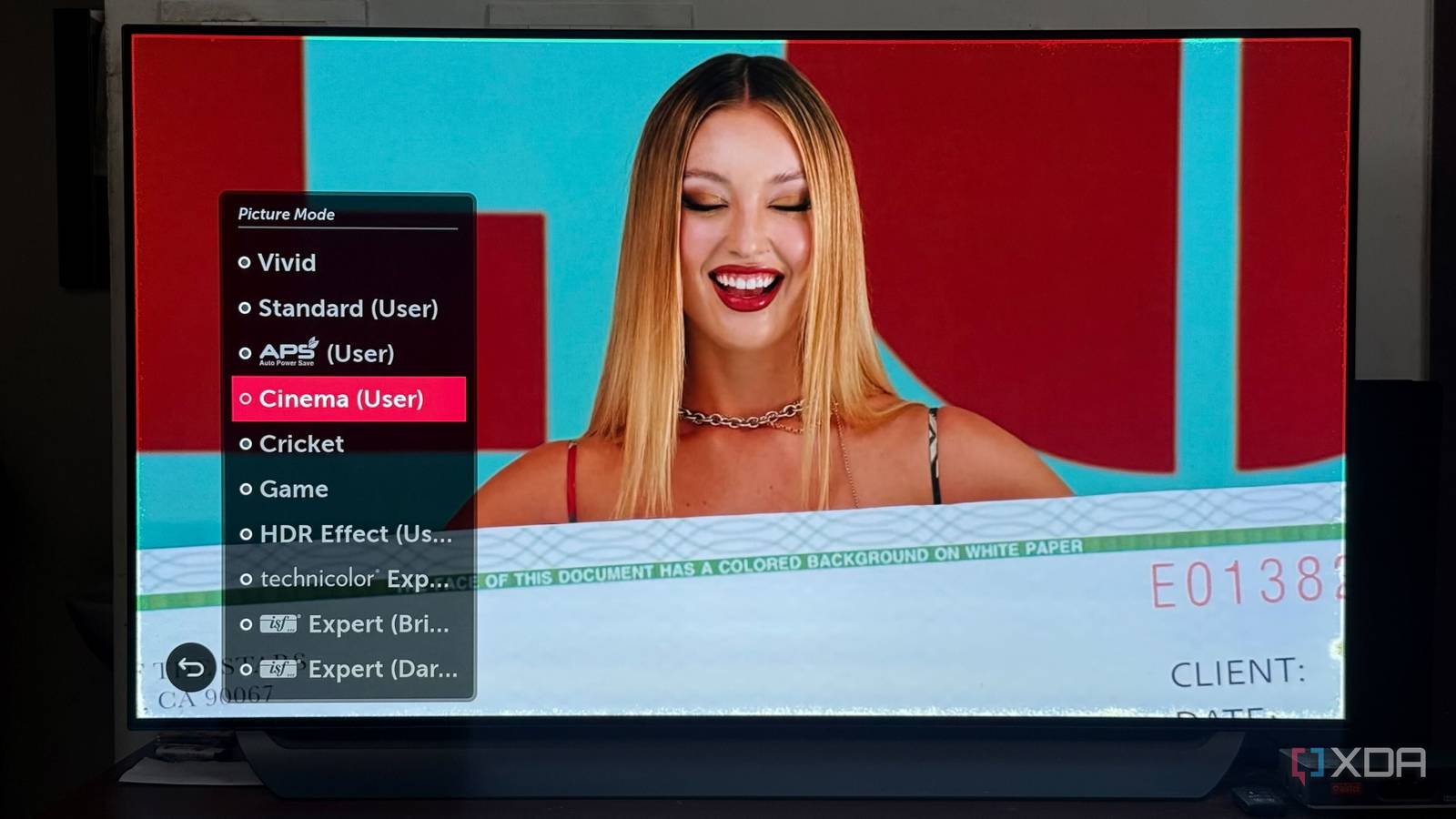 O modo Cinema finalmente fez minha TV OLED parecer natural e agora o modo padrão parece falso O modo Cinema finalmente fez minha TV OLED parecer natural e agora o modo padrão parece falso