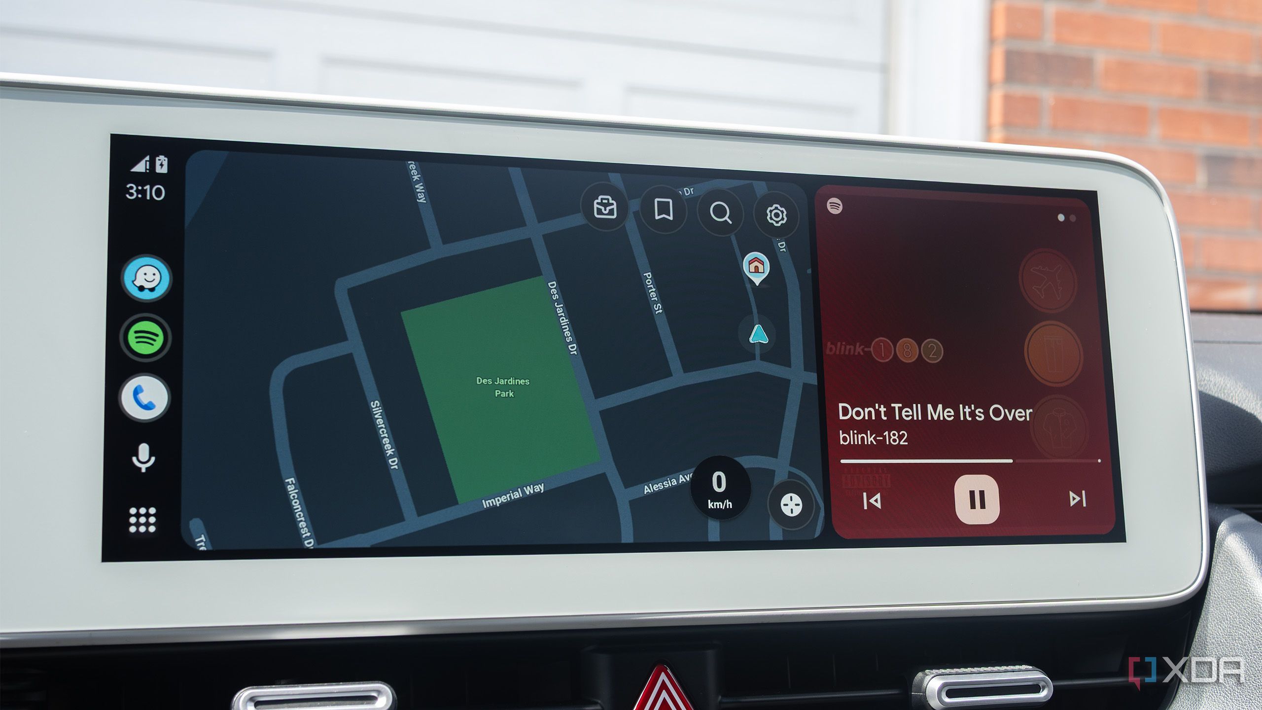 3 hidden Android Auto settings that stopped my car's display from sometimes cutting out android auto dark mode 5